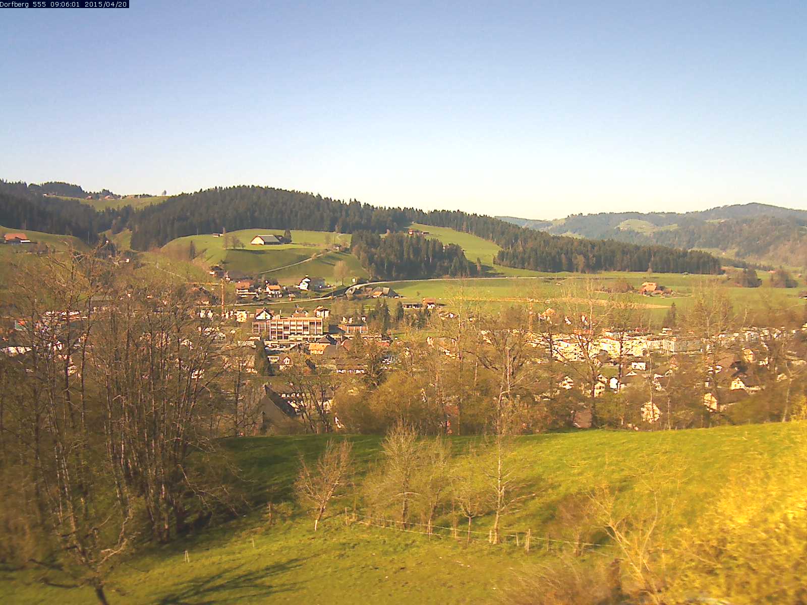 Webcam-Bild: Aussicht vom Dorfberg in Langnau 20150420-090601