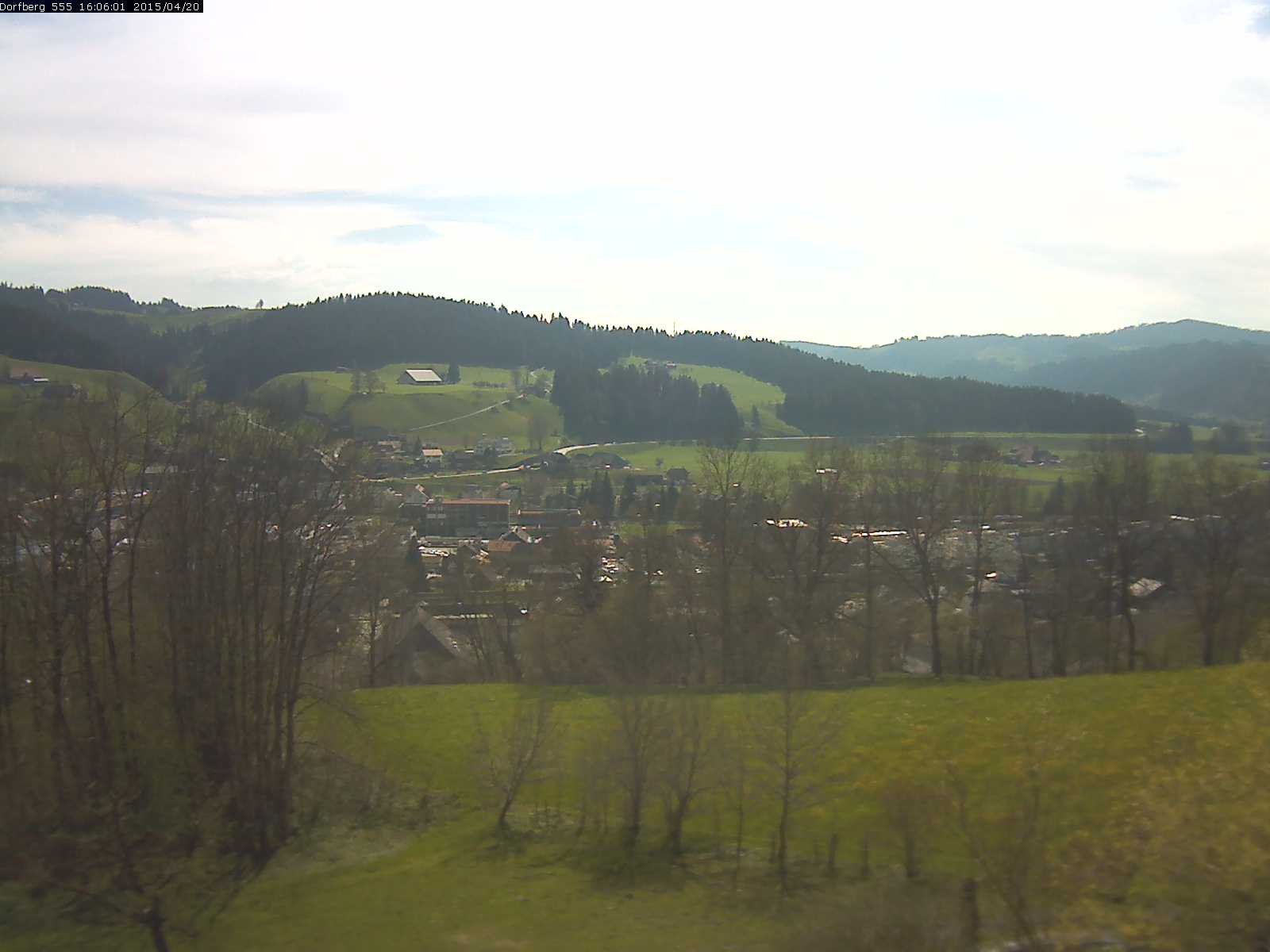Webcam-Bild: Aussicht vom Dorfberg in Langnau 20150420-160601