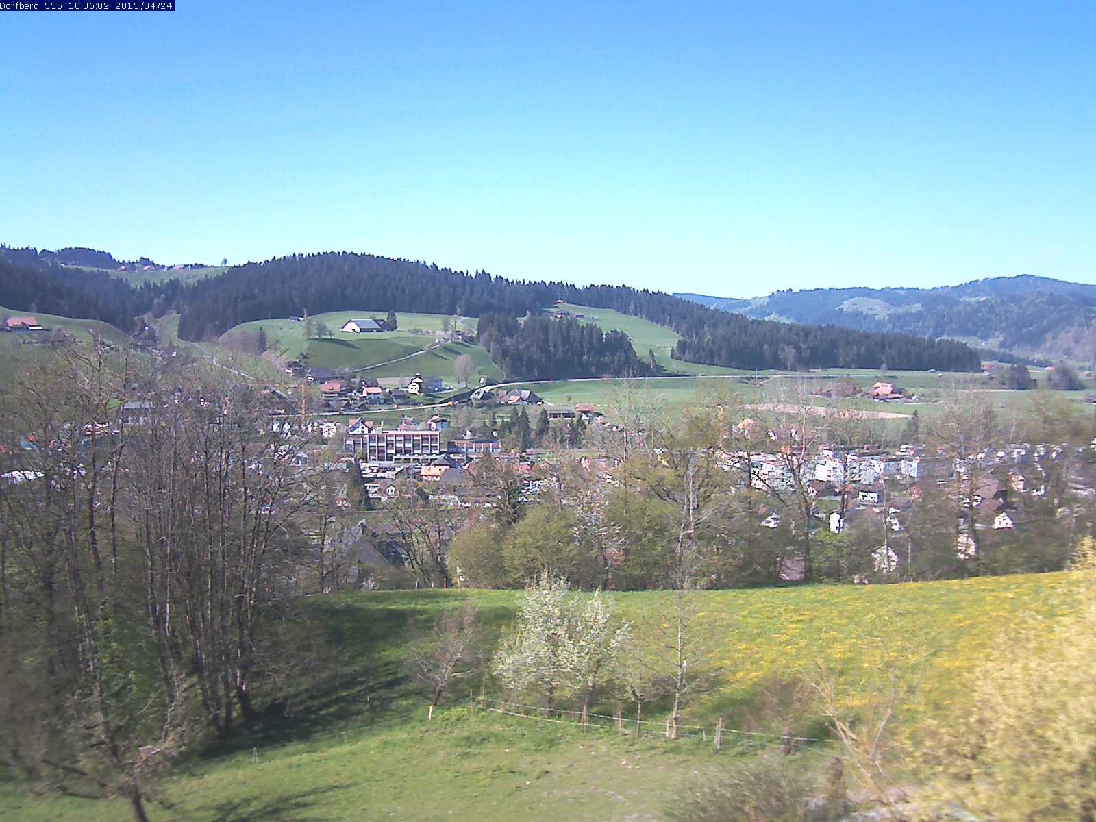 Webcam-Bild: Aussicht vom Dorfberg in Langnau 20150424-100602