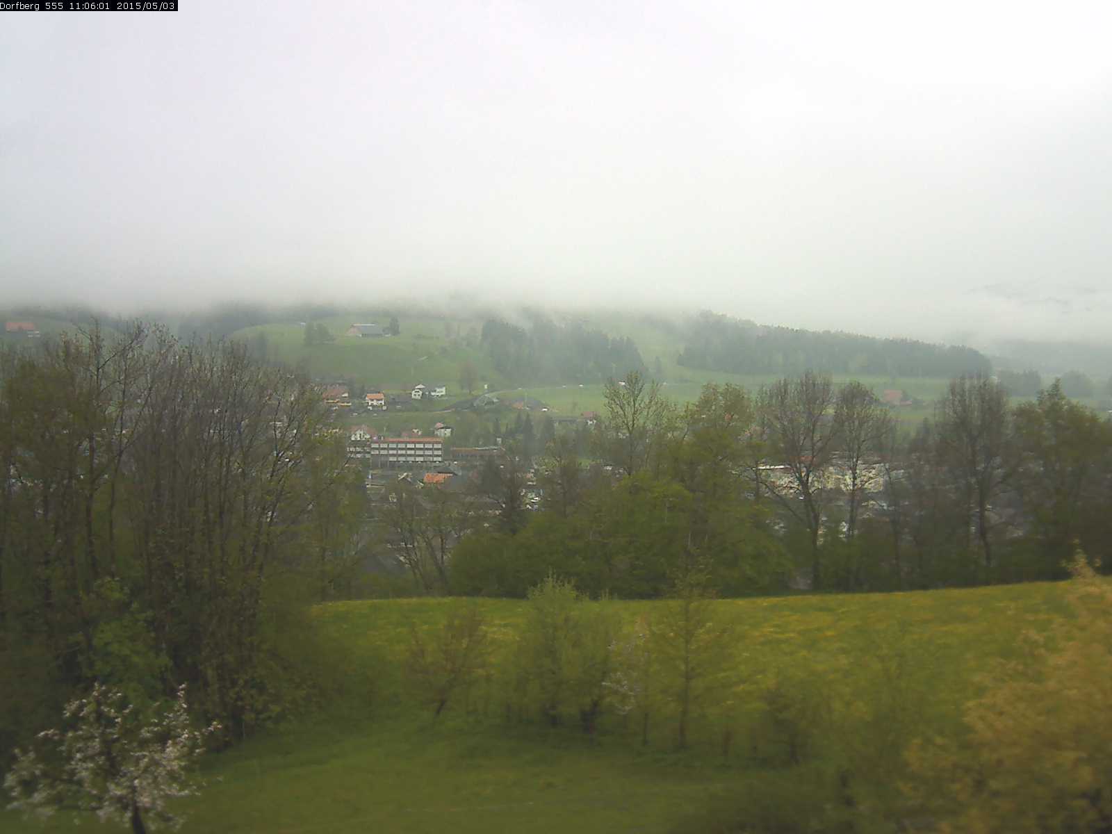 Webcam-Bild: Aussicht vom Dorfberg in Langnau 20150503-110601