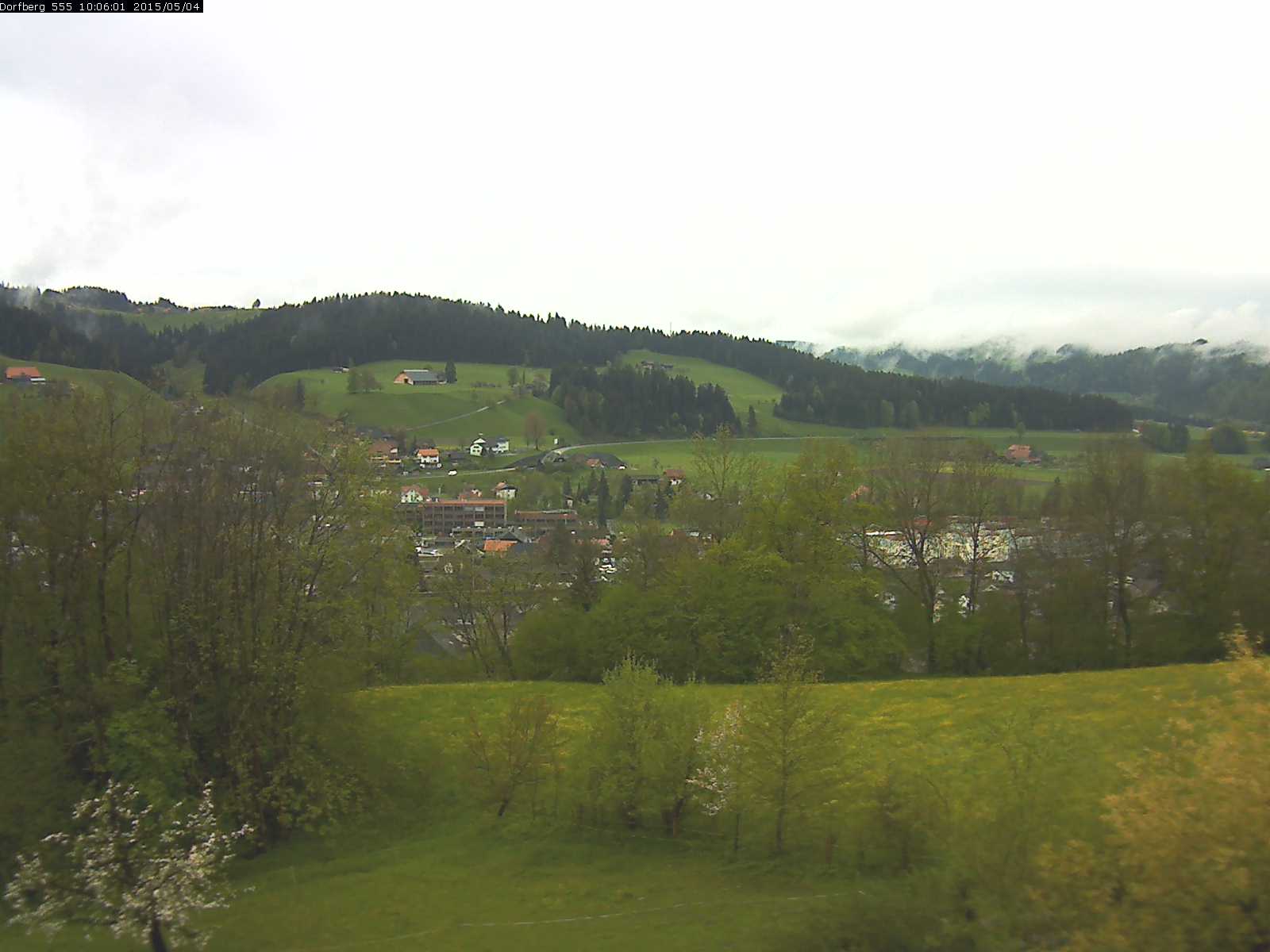 Webcam-Bild: Aussicht vom Dorfberg in Langnau 20150504-100601