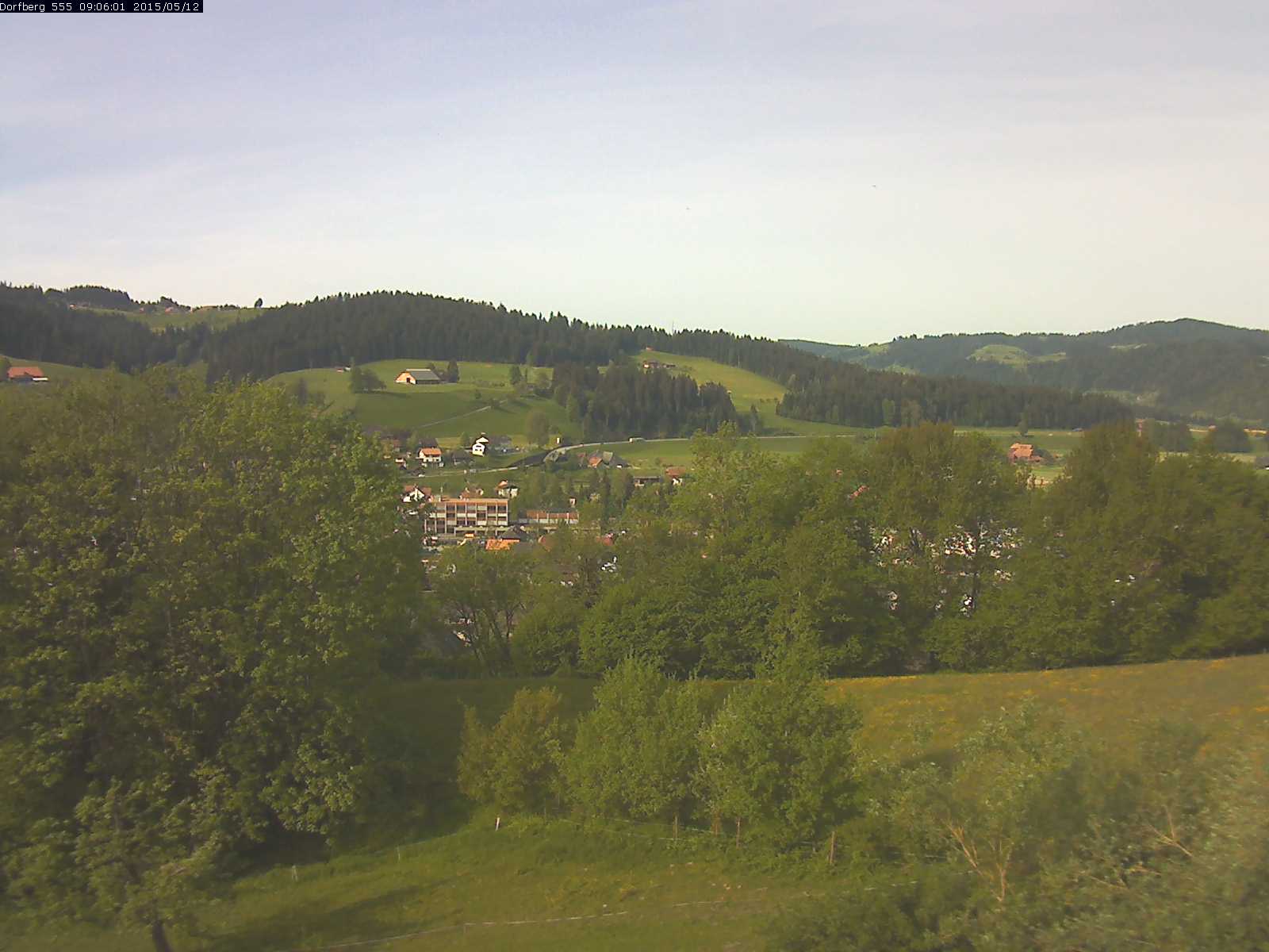 Webcam-Bild: Aussicht vom Dorfberg in Langnau 20150512-090601
