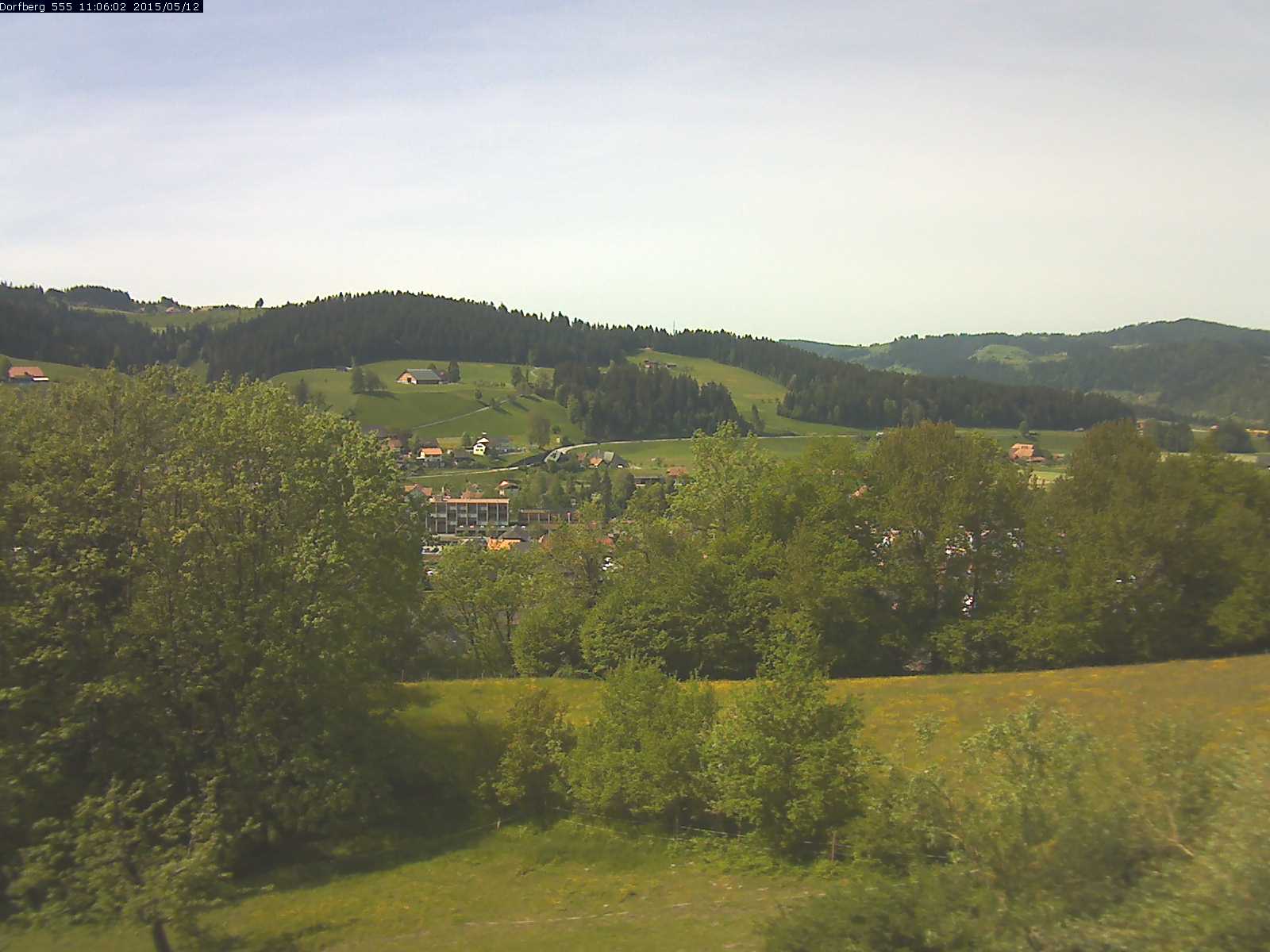 Webcam-Bild: Aussicht vom Dorfberg in Langnau 20150512-110601