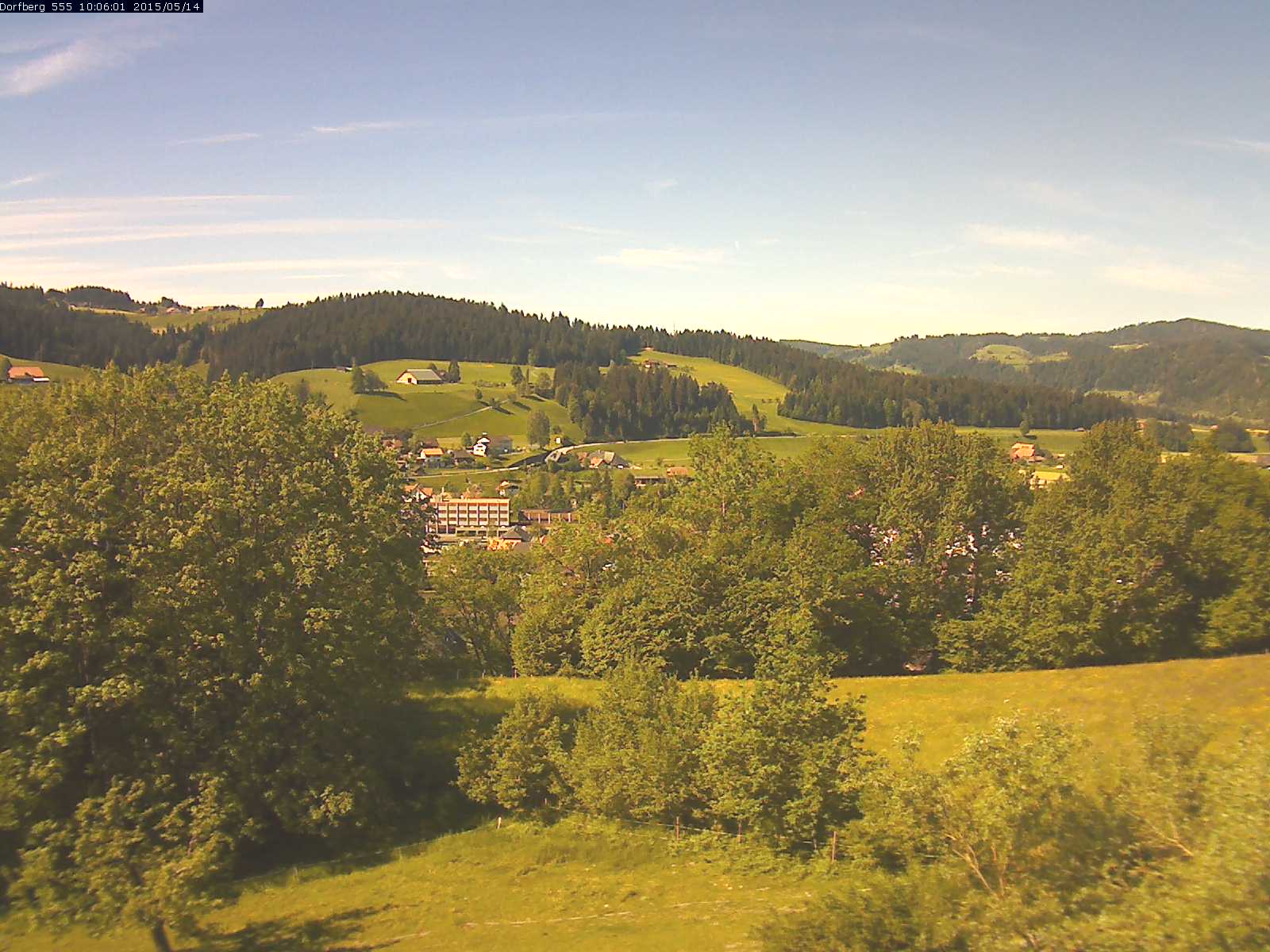 Webcam-Bild: Aussicht vom Dorfberg in Langnau 20150514-100601