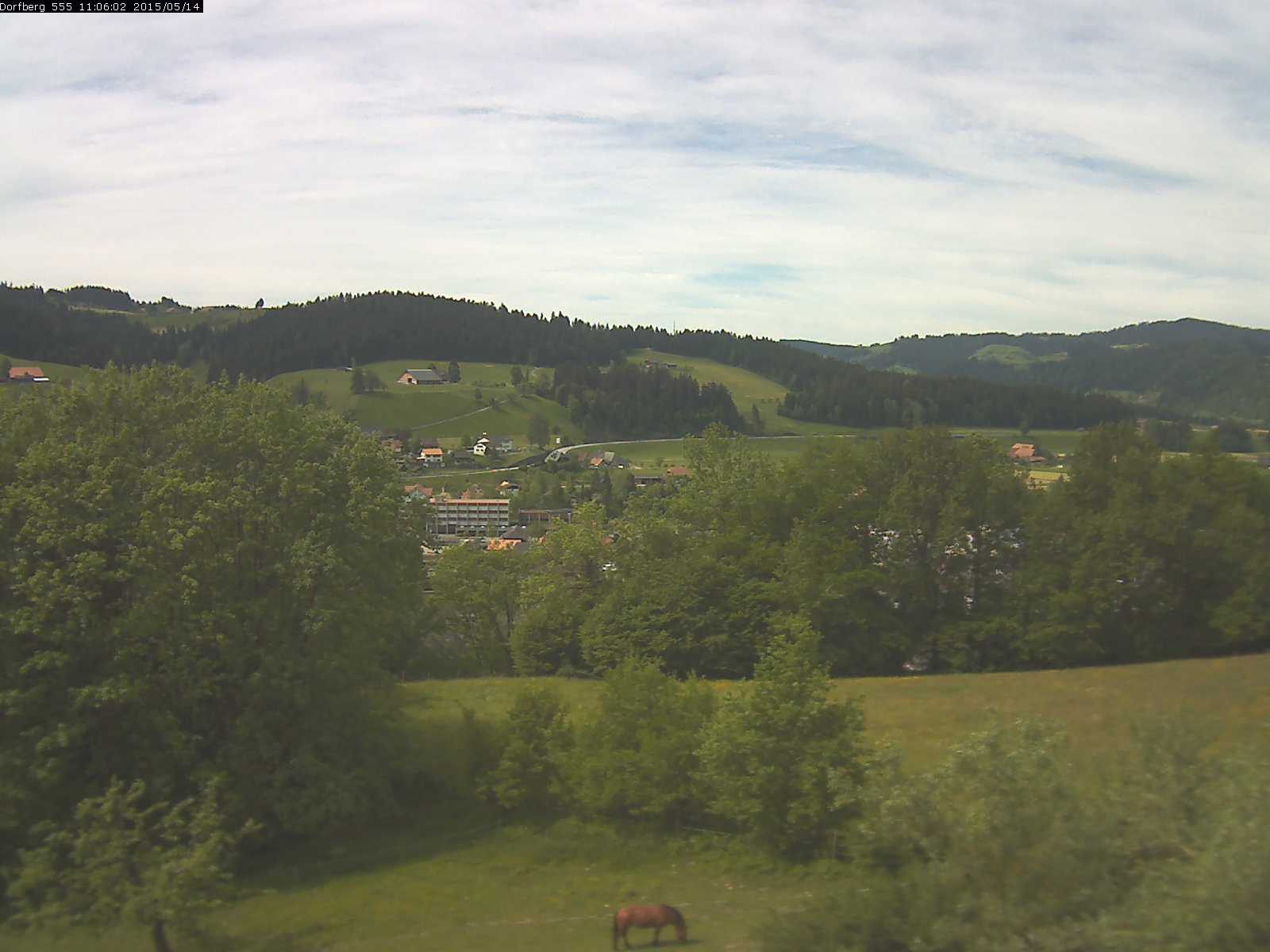 Webcam-Bild: Aussicht vom Dorfberg in Langnau 20150514-110601
