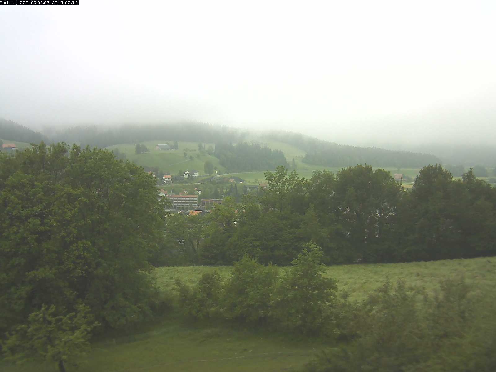 Webcam-Bild: Aussicht vom Dorfberg in Langnau 20150516-090602