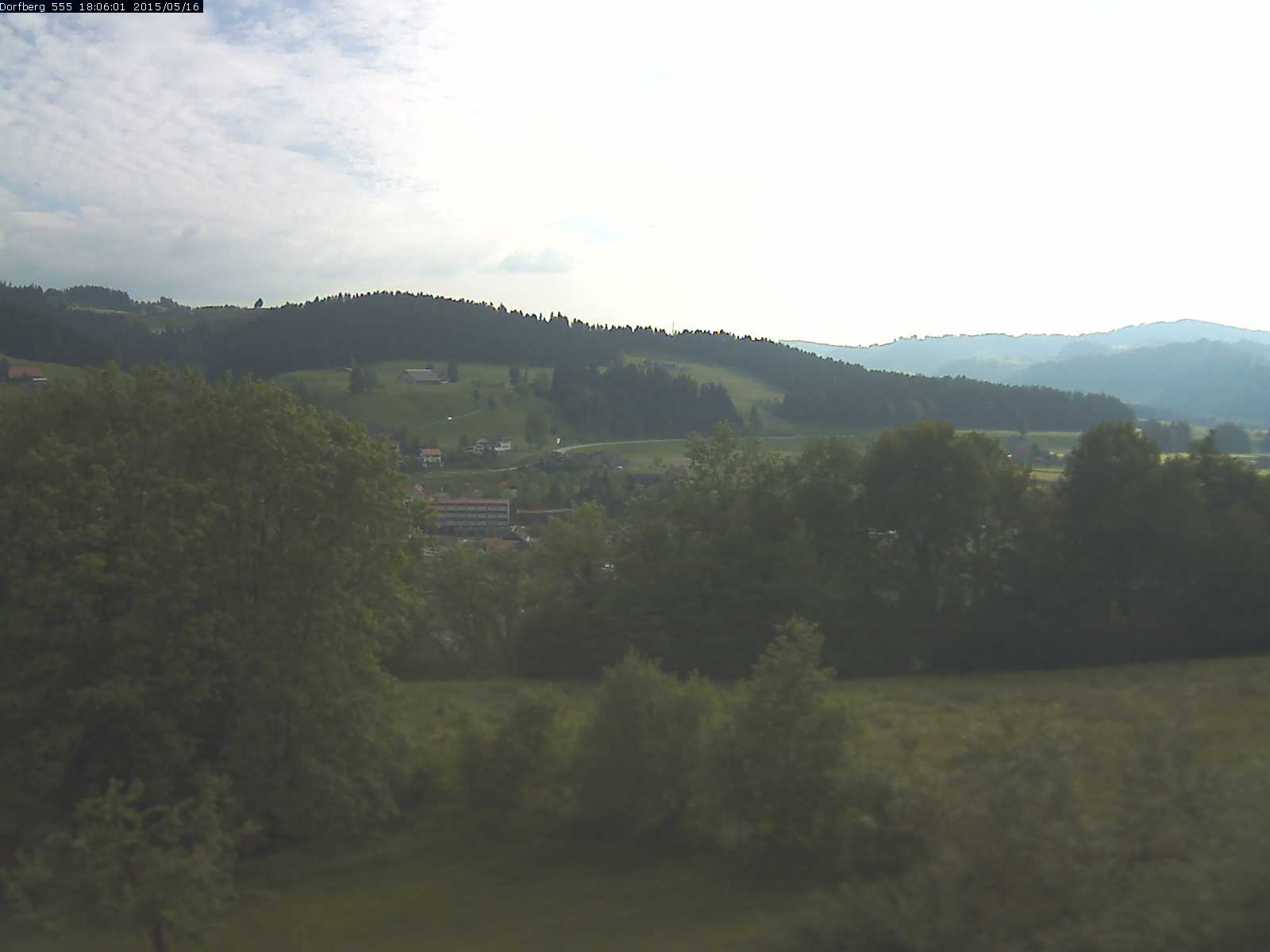 Webcam-Bild: Aussicht vom Dorfberg in Langnau 20150516-180601