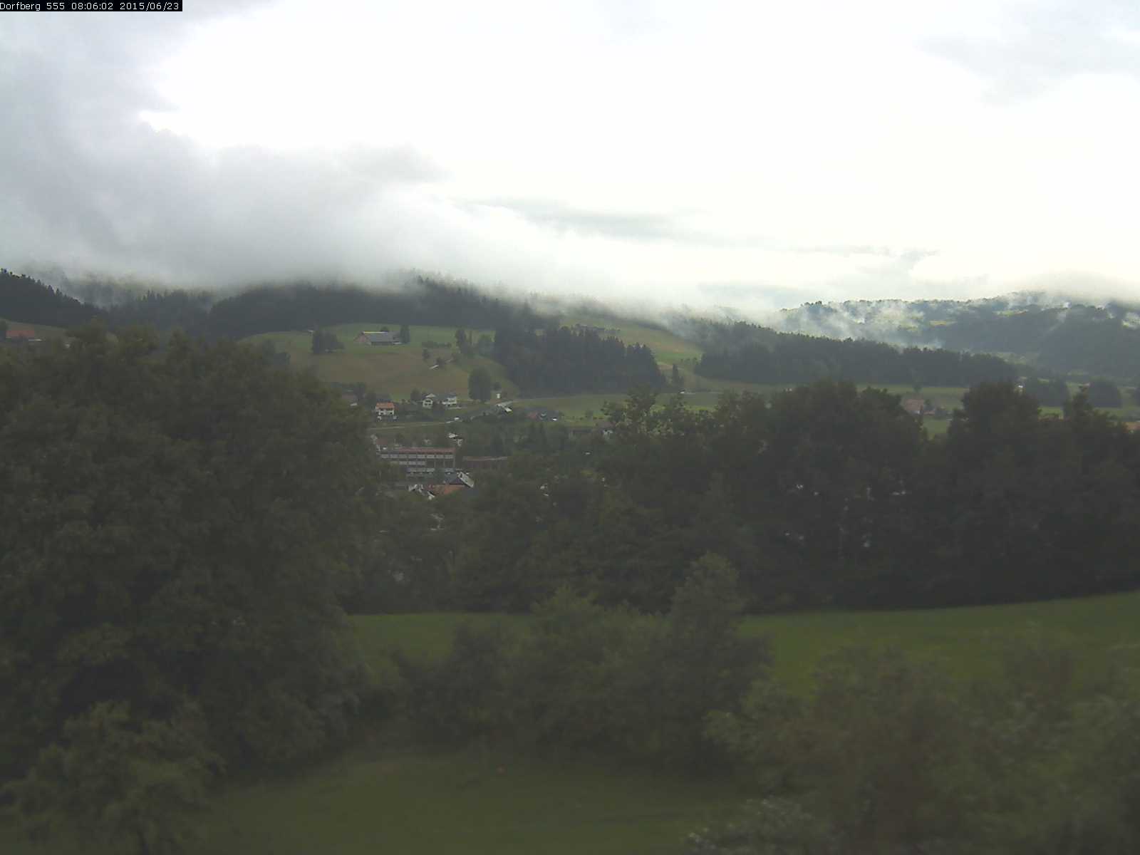 Webcam-Bild: Aussicht vom Dorfberg in Langnau 20150623-080602