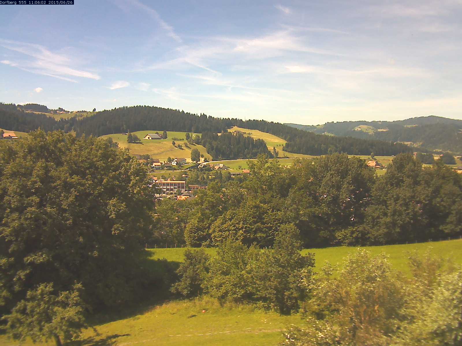 Webcam-Bild: Aussicht vom Dorfberg in Langnau 20150626-110601