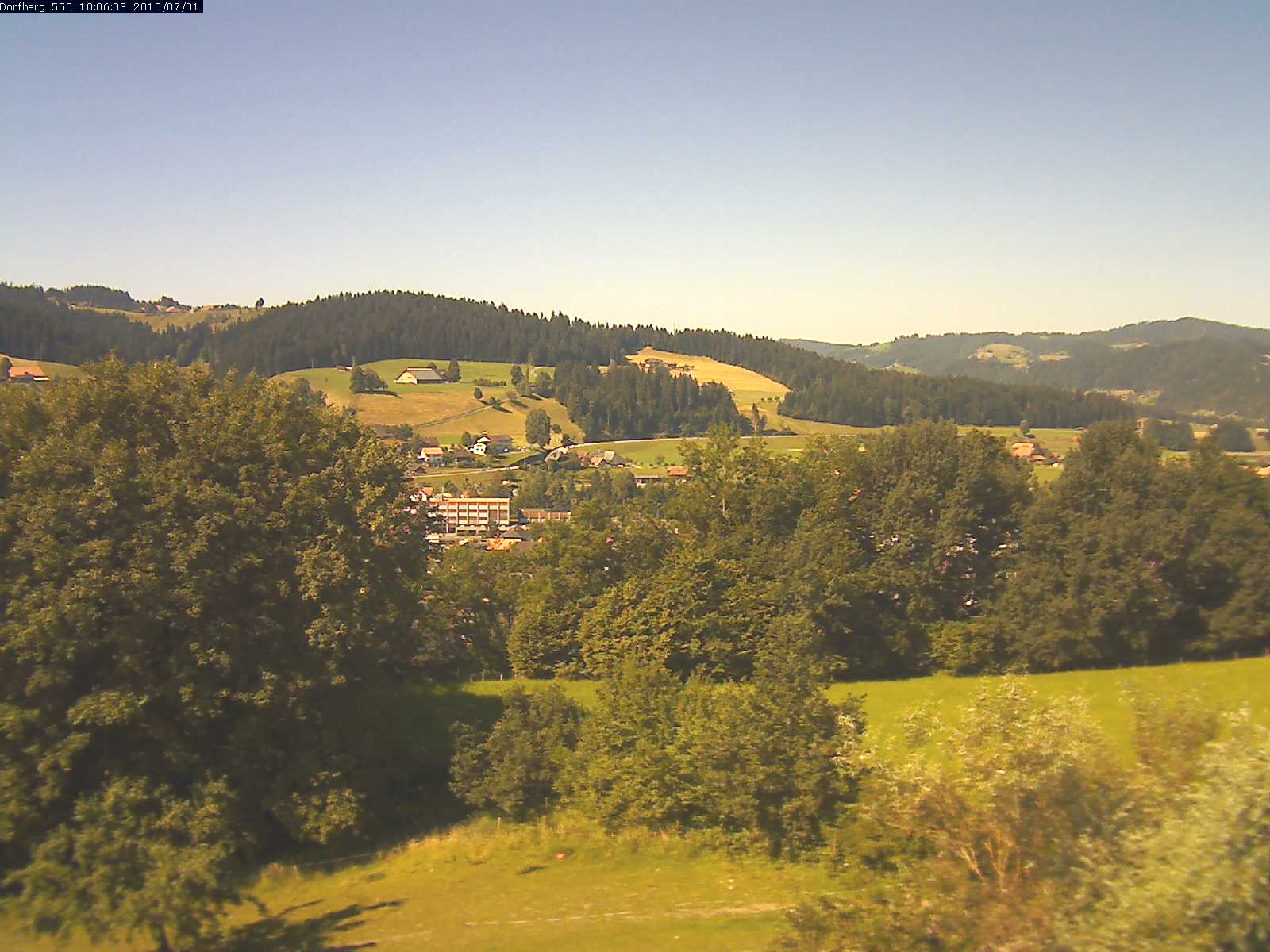 Webcam-Bild: Aussicht vom Dorfberg in Langnau 20150701-100601