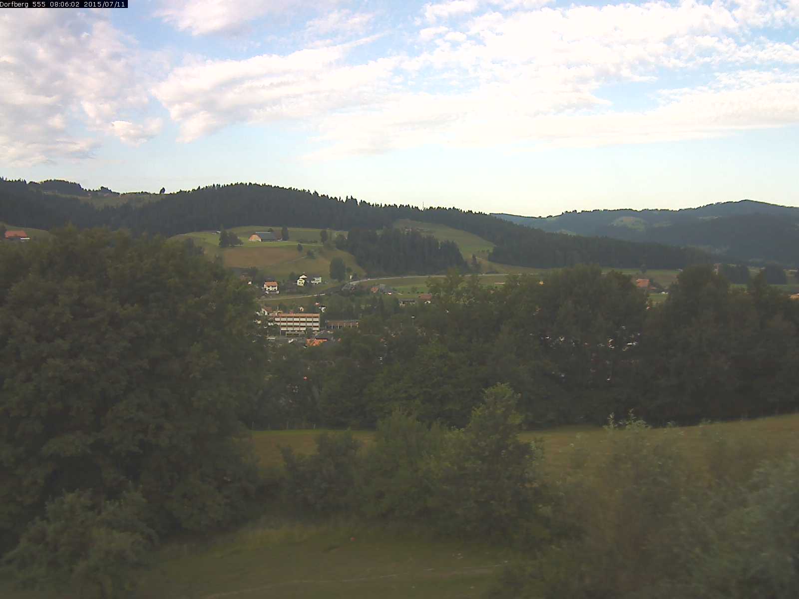 Webcam-Bild: Aussicht vom Dorfberg in Langnau 20150711-080601