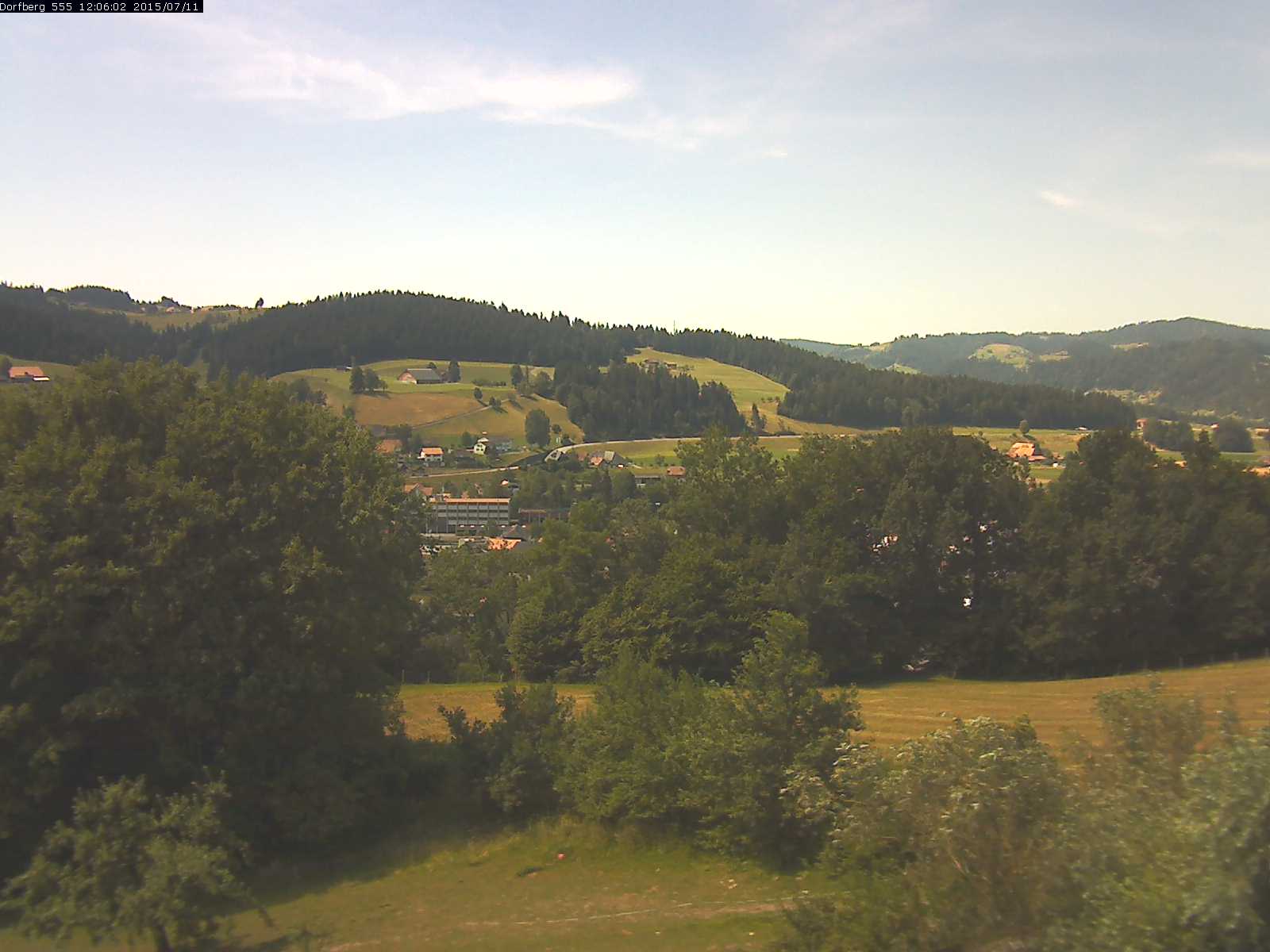Webcam-Bild: Aussicht vom Dorfberg in Langnau 20150711-120601