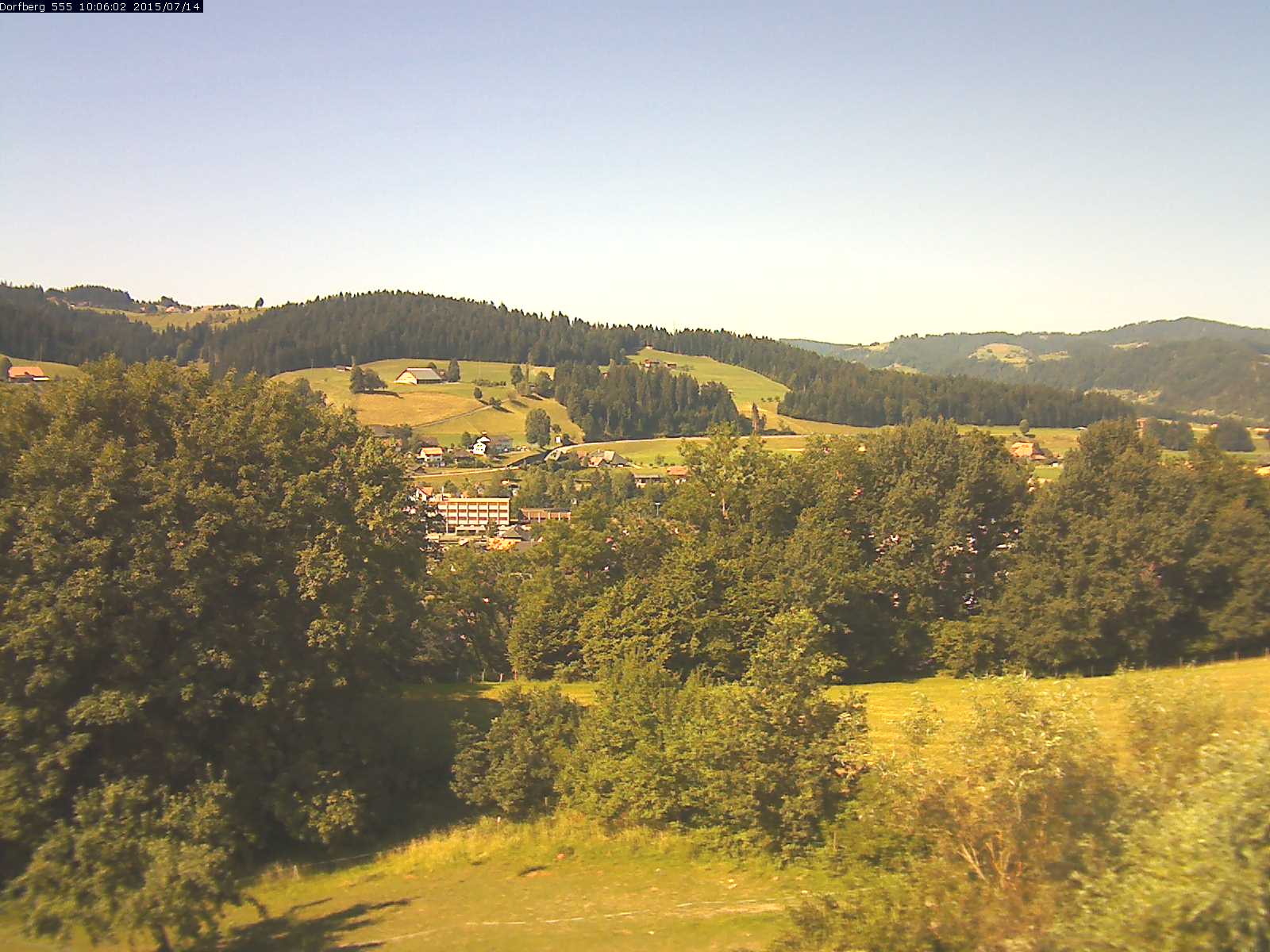 Webcam-Bild: Aussicht vom Dorfberg in Langnau 20150714-100601