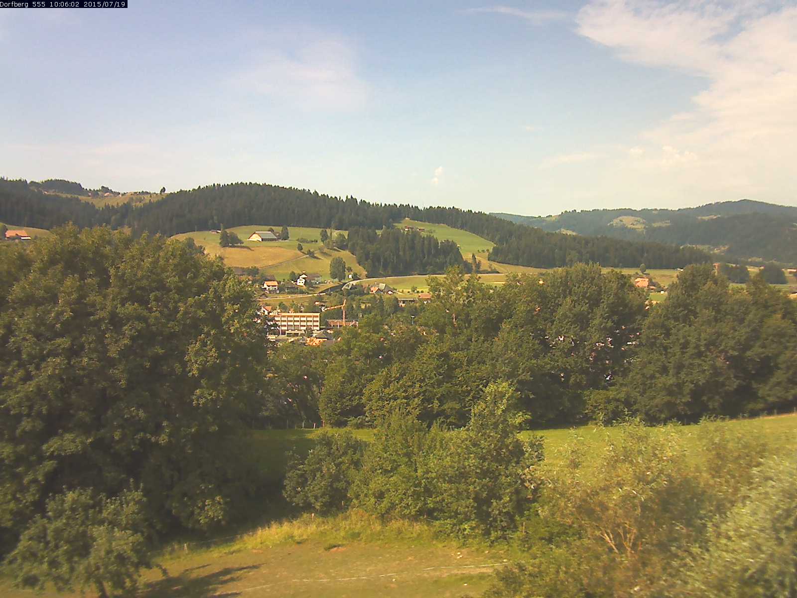 Webcam-Bild: Aussicht vom Dorfberg in Langnau 20150719-100601