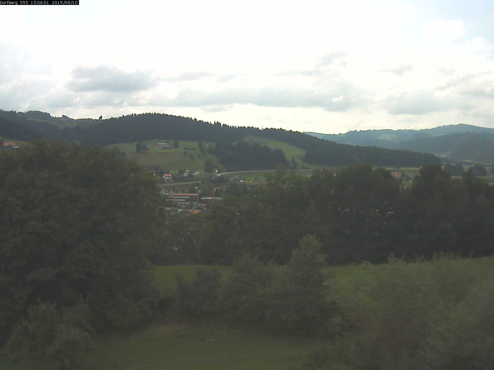Webcam-Bild: Aussicht vom Dorfberg in Langnau 20150810-150601