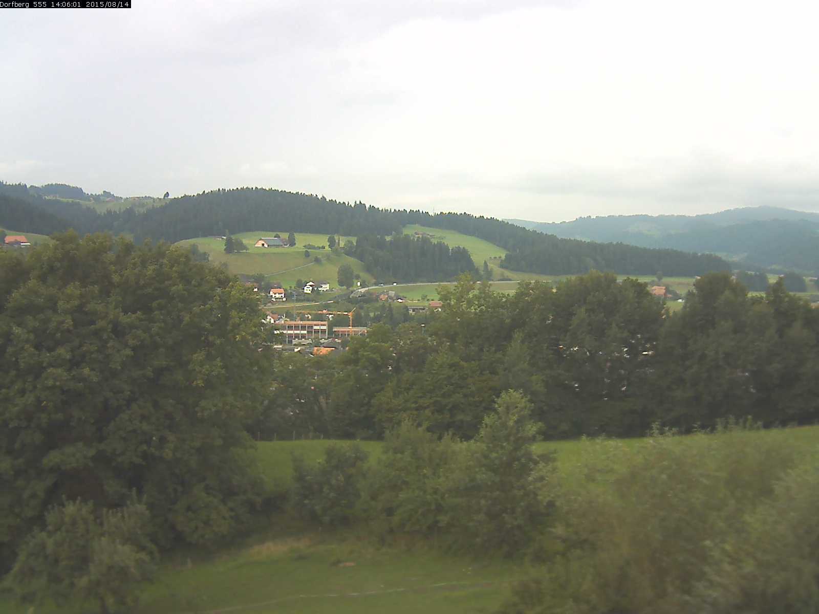 Webcam-Bild: Aussicht vom Dorfberg in Langnau 20150814-140601
