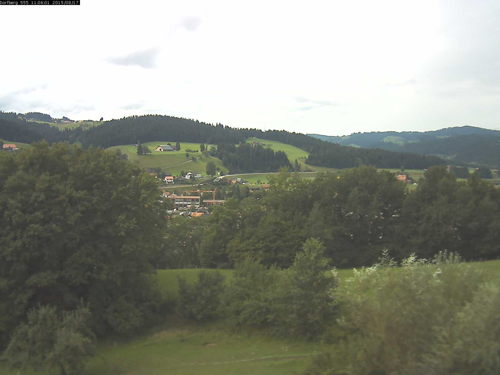 Webcam-Bild: Aussicht vom Dorfberg in Langnau 20150817-110601