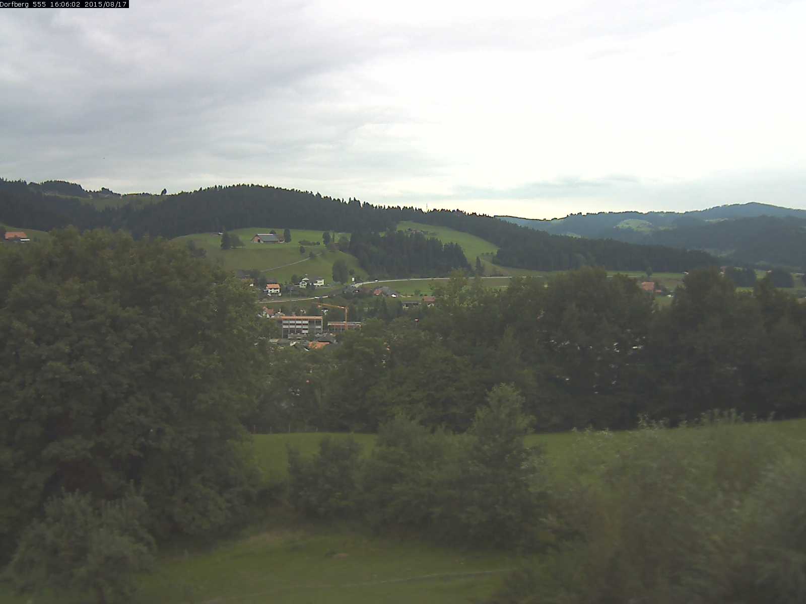 Webcam-Bild: Aussicht vom Dorfberg in Langnau 20150817-160601