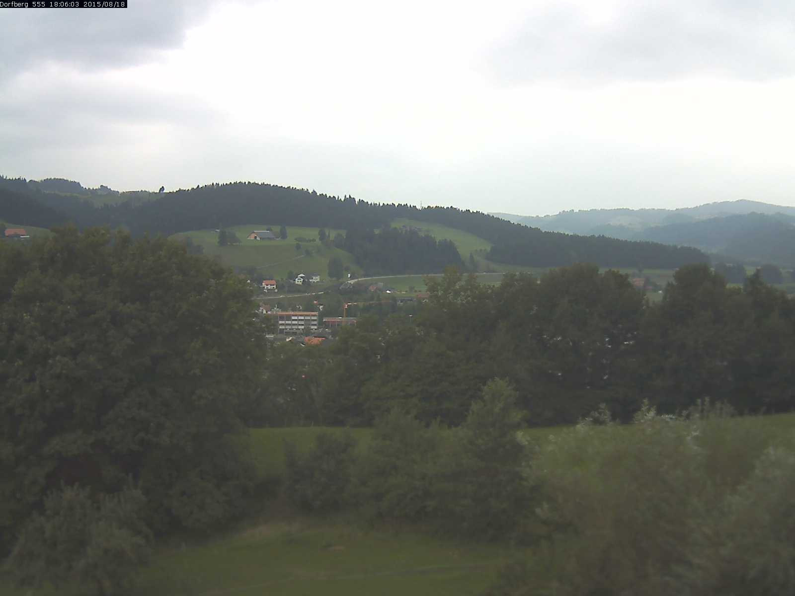 Webcam-Bild: Aussicht vom Dorfberg in Langnau 20150818-180601
