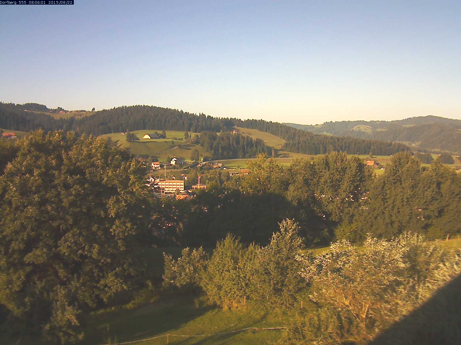 Webcam-Bild: Aussicht vom Dorfberg in Langnau 20150822-080601