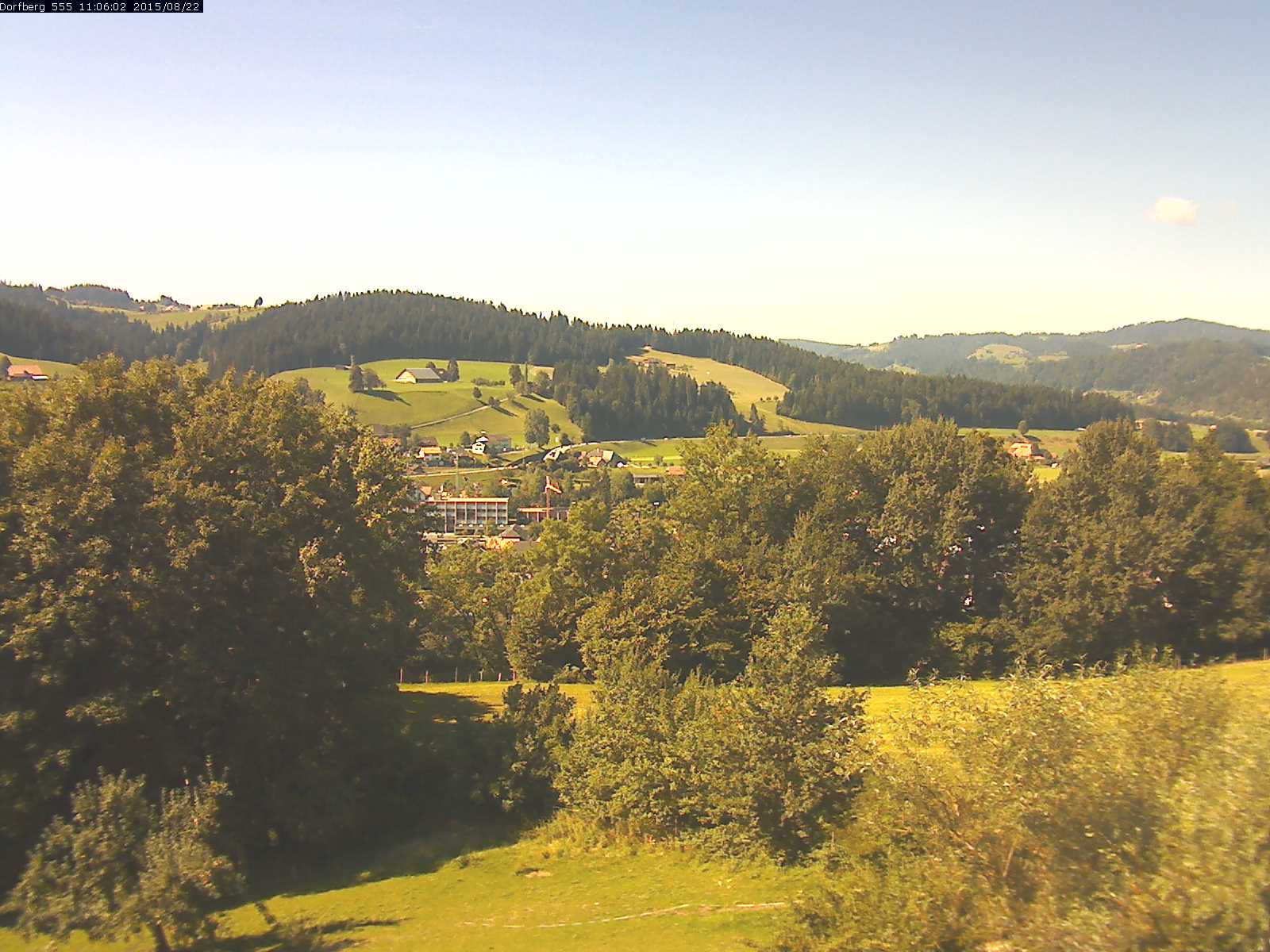Webcam-Bild: Aussicht vom Dorfberg in Langnau 20150822-110601