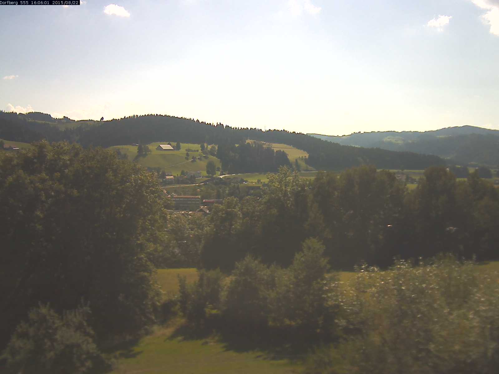 Webcam-Bild: Aussicht vom Dorfberg in Langnau 20150822-160601