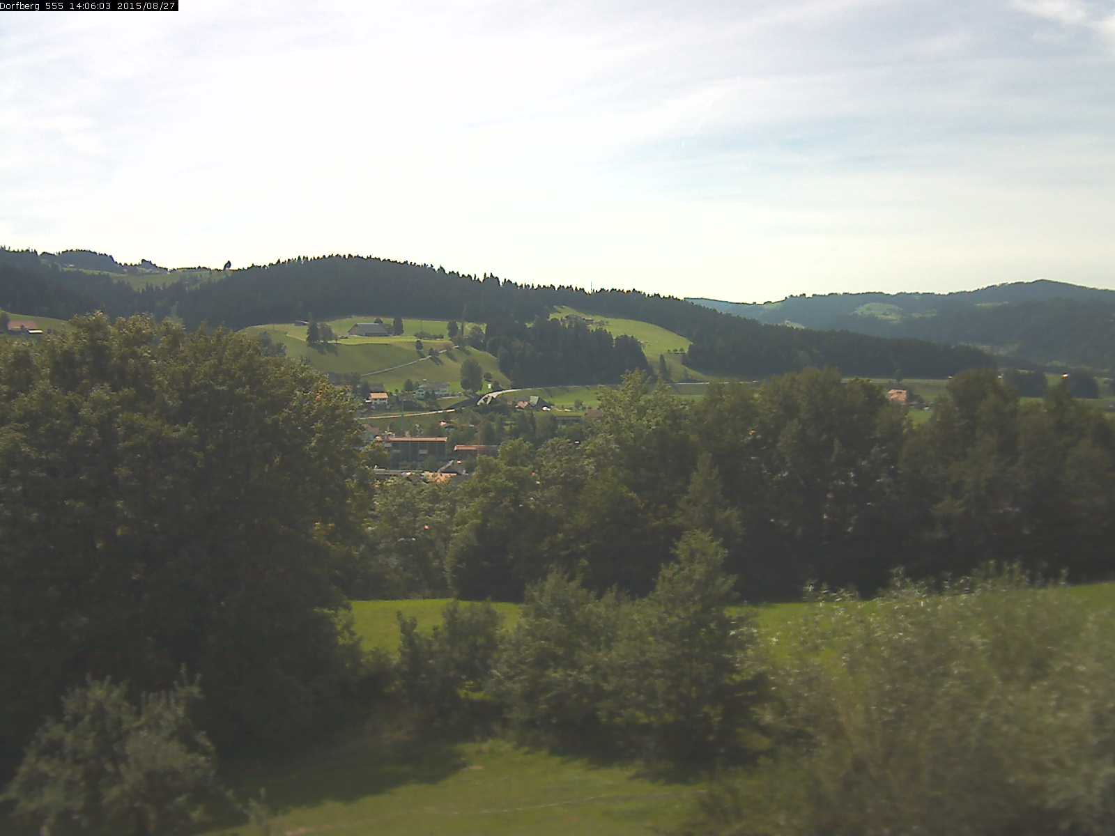 Webcam-Bild: Aussicht vom Dorfberg in Langnau 20150827-140601