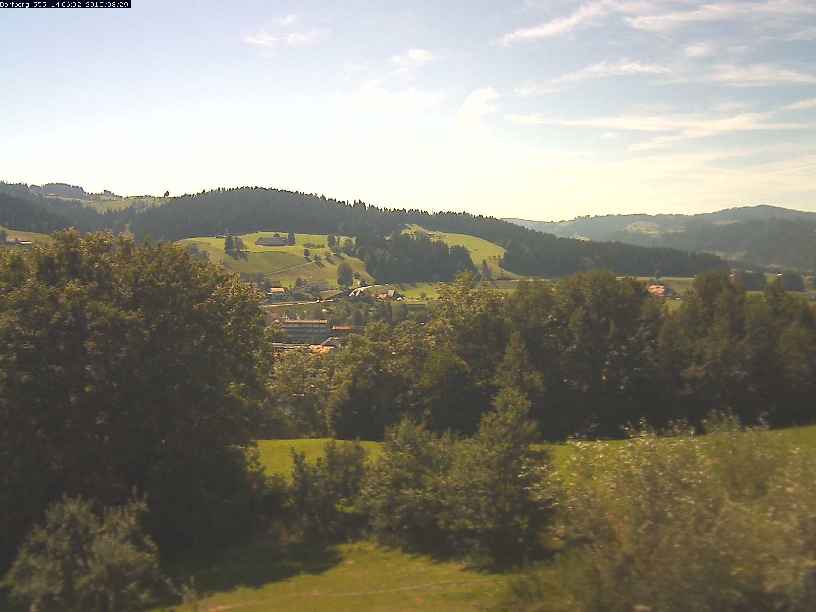 Webcam-Bild: Aussicht vom Dorfberg in Langnau 20150829-140601