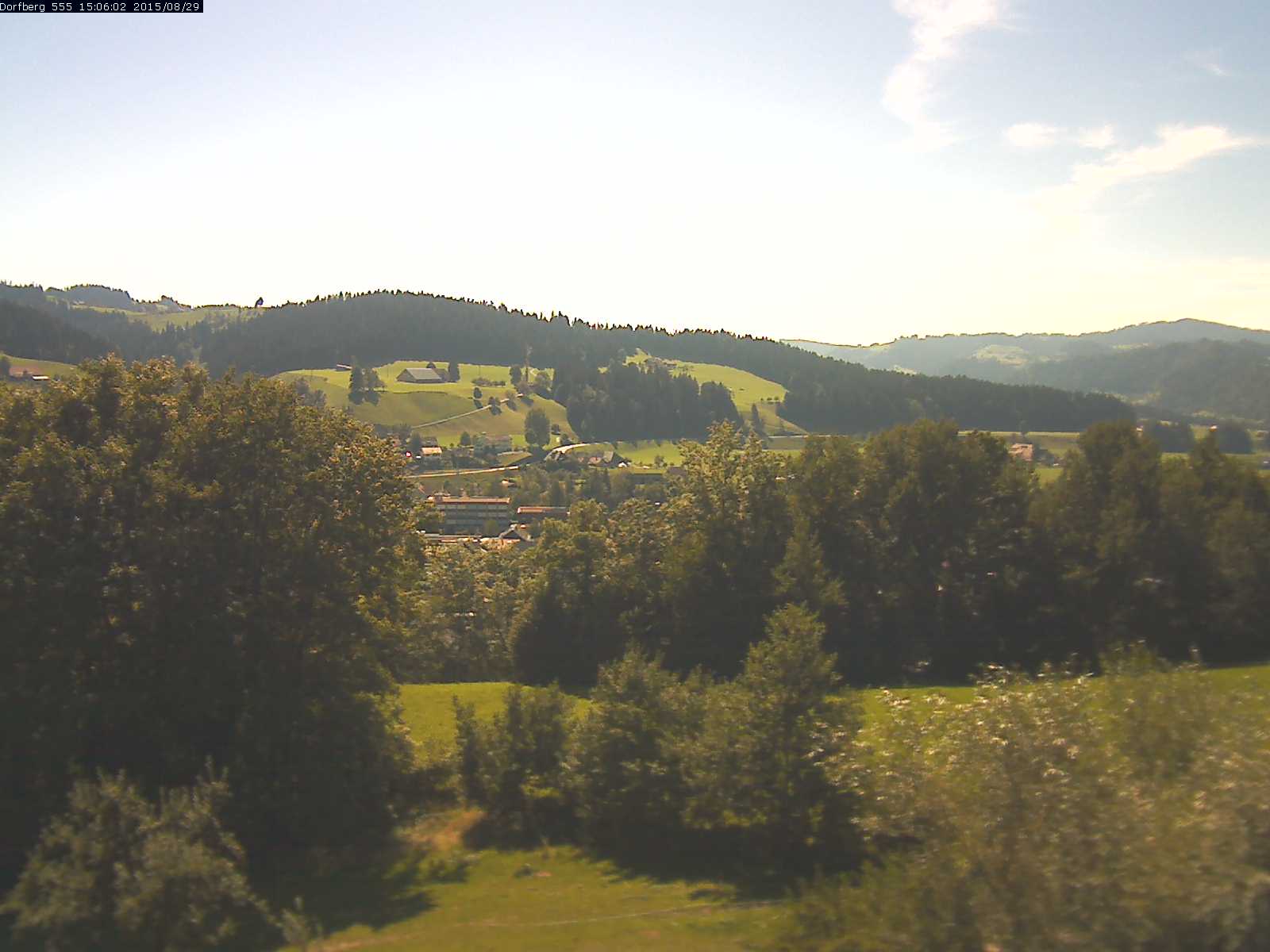 Webcam-Bild: Aussicht vom Dorfberg in Langnau 20150829-150601