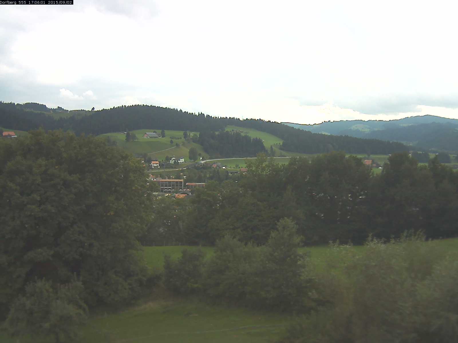 Webcam-Bild: Aussicht vom Dorfberg in Langnau 20150902-170601