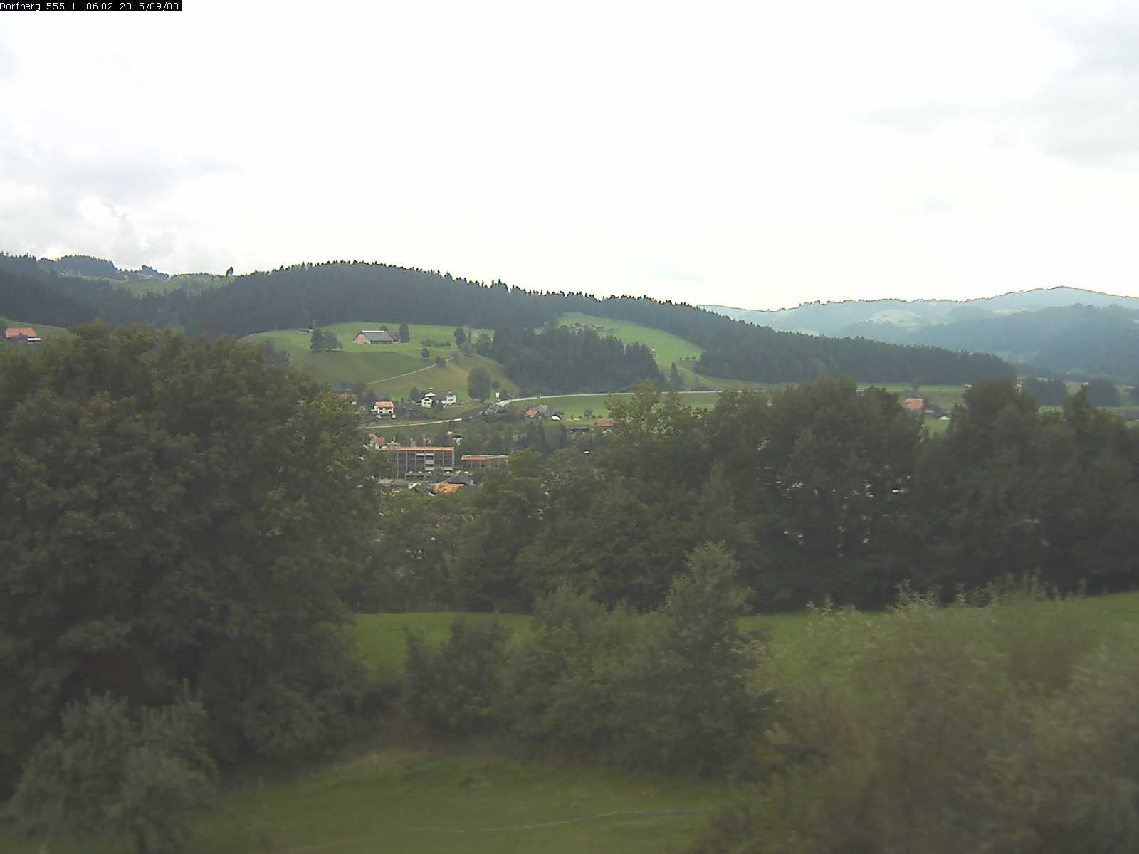 Webcam-Bild: Aussicht vom Dorfberg in Langnau 20150903-110602