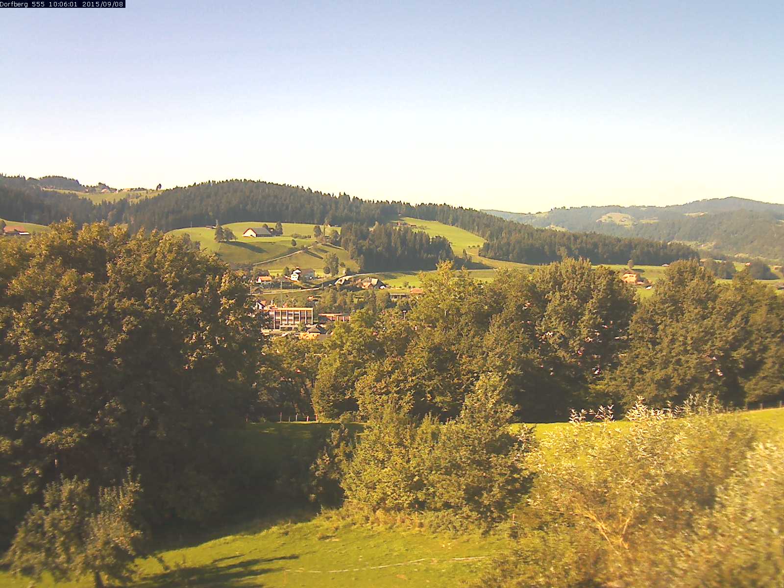 Webcam-Bild: Aussicht vom Dorfberg in Langnau 20150908-100601