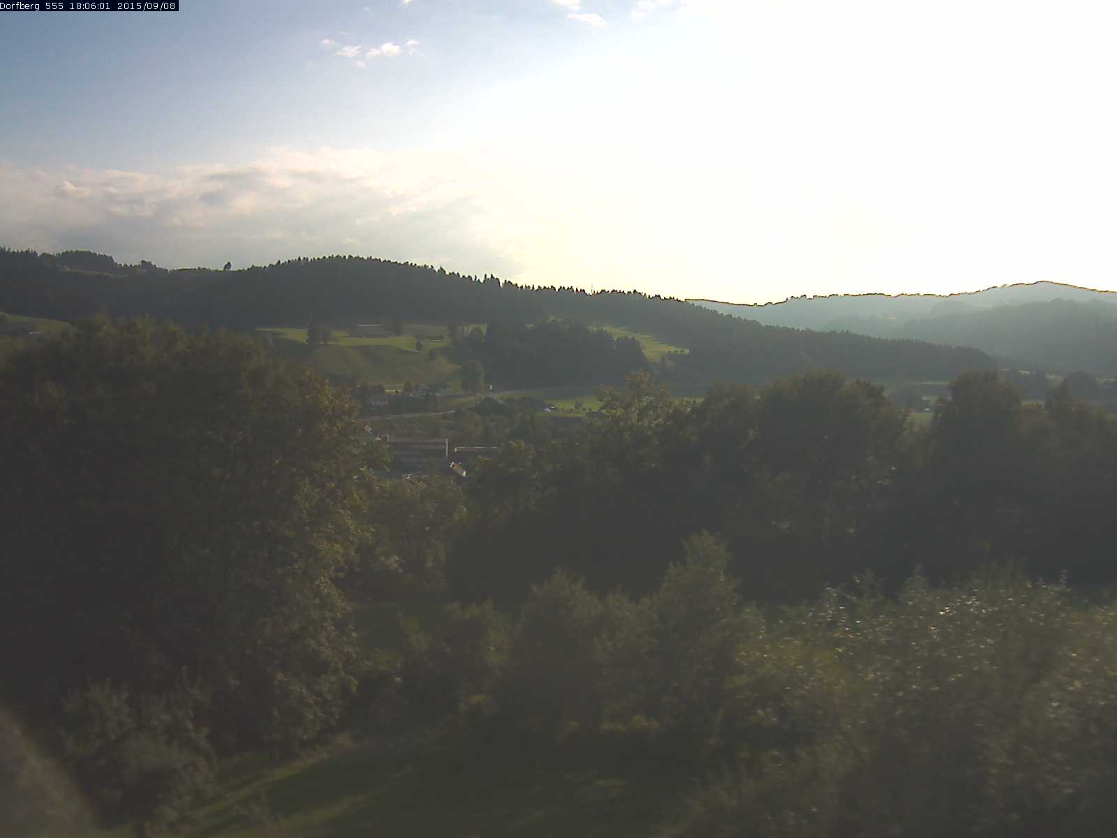 Webcam-Bild: Aussicht vom Dorfberg in Langnau 20150908-180601