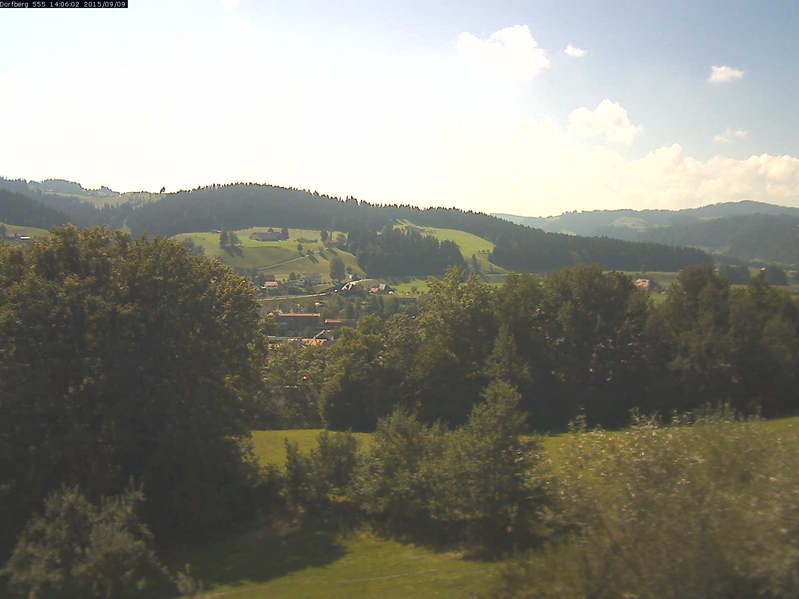 Webcam-Bild: Aussicht vom Dorfberg in Langnau 20150909-140601