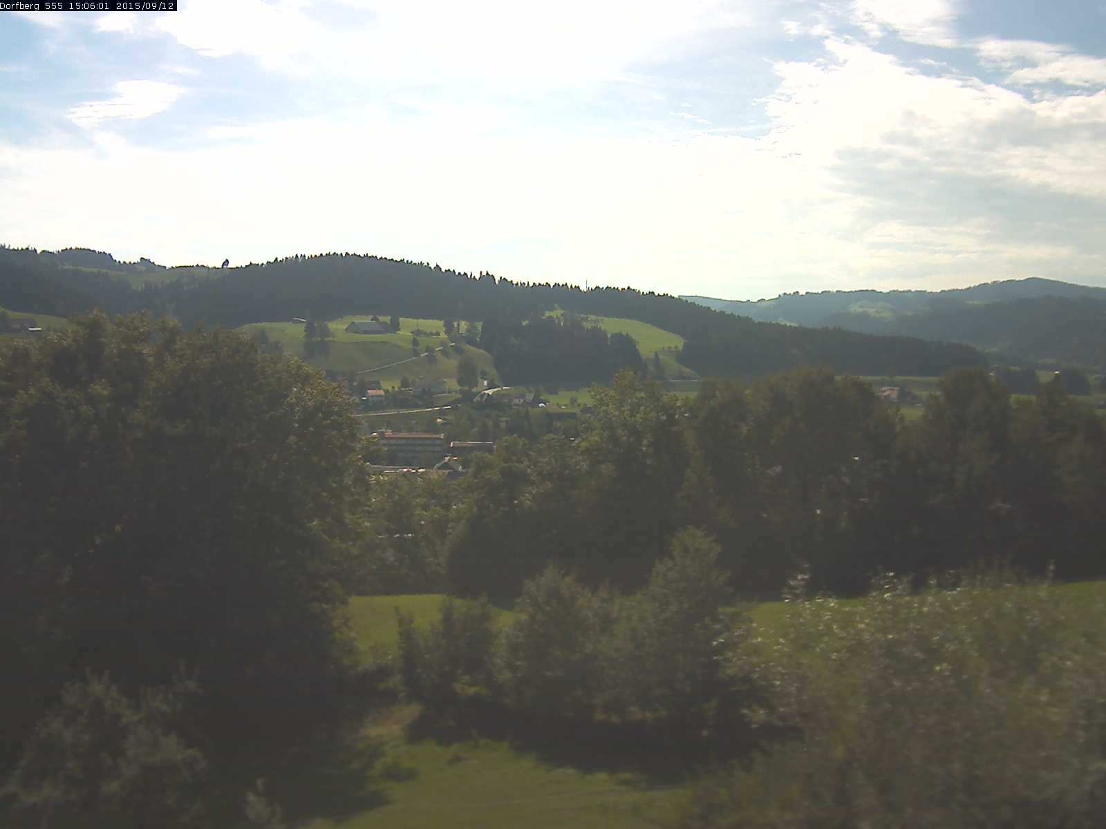 Webcam-Bild: Aussicht vom Dorfberg in Langnau 20150912-150601