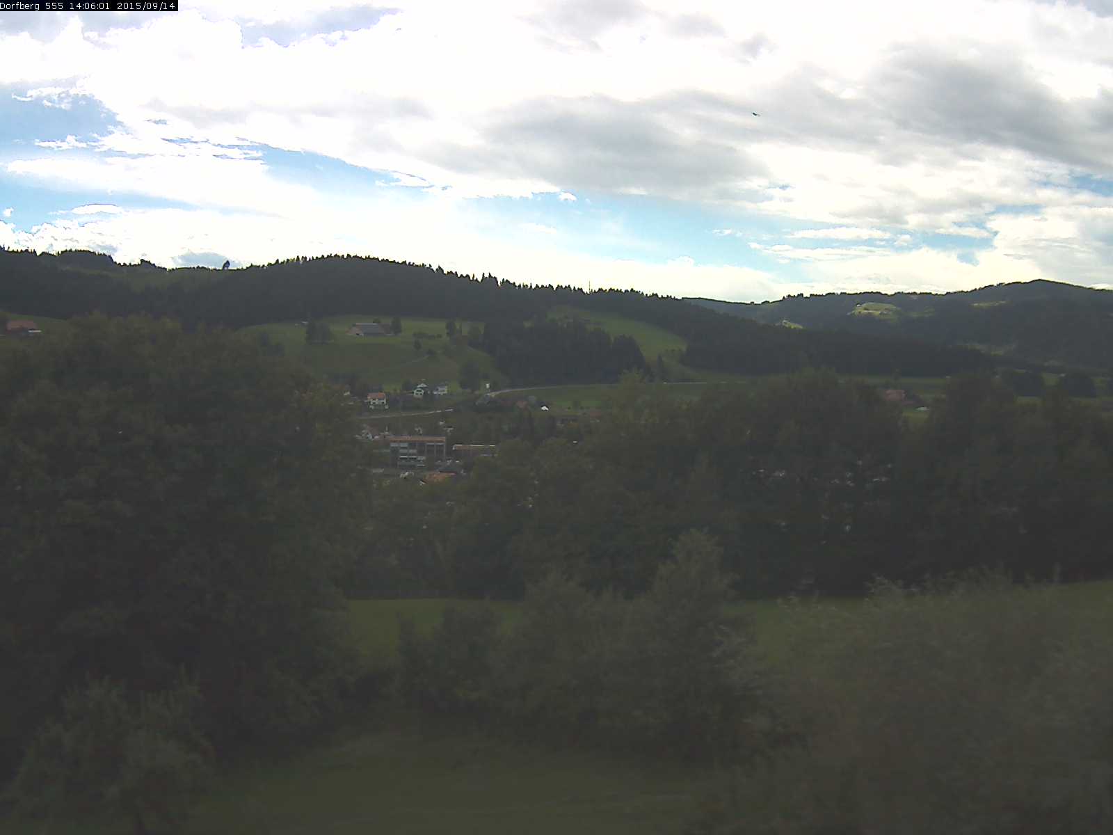 Webcam-Bild: Aussicht vom Dorfberg in Langnau 20150914-140601