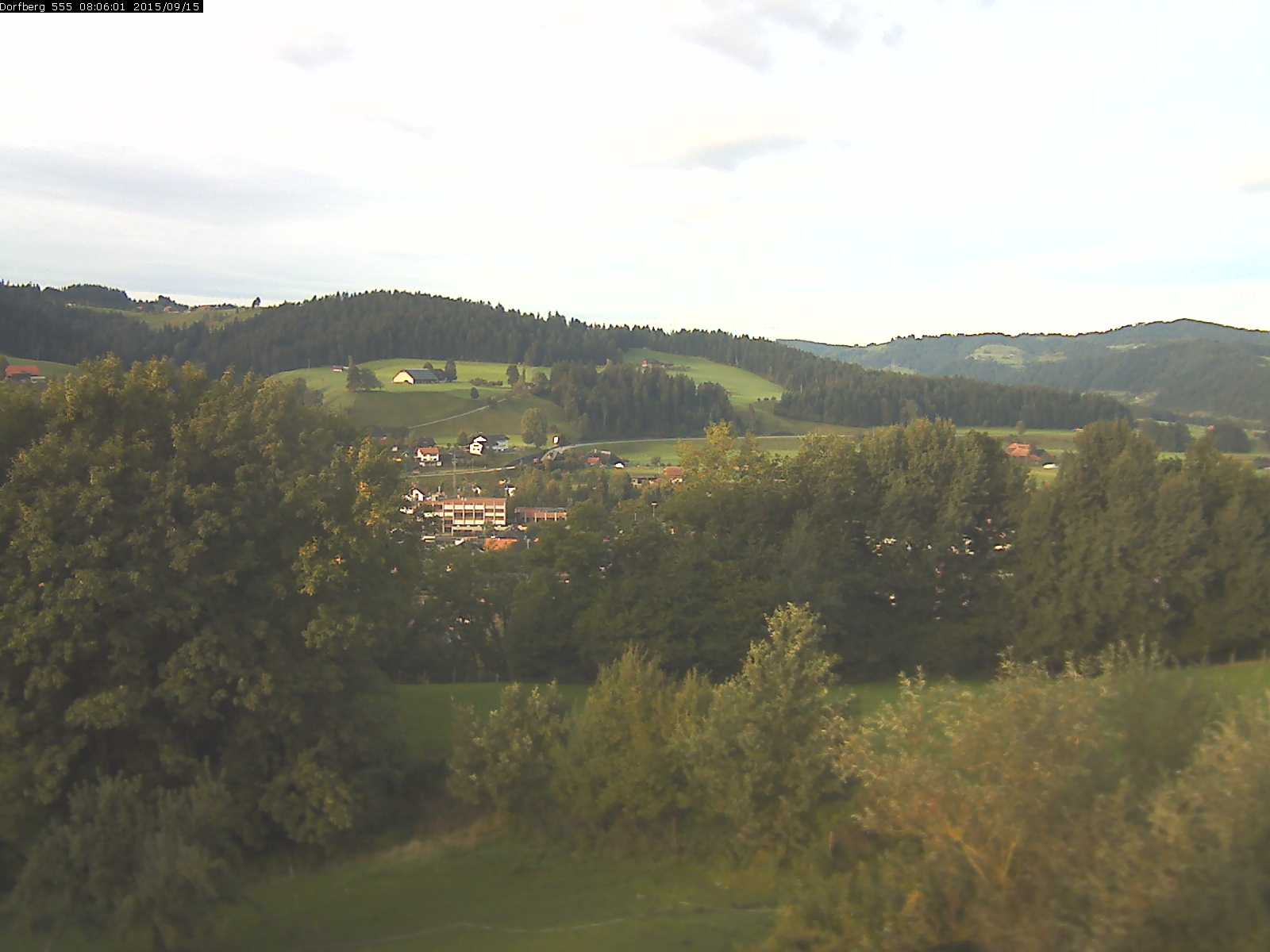Webcam-Bild: Aussicht vom Dorfberg in Langnau 20150915-080601