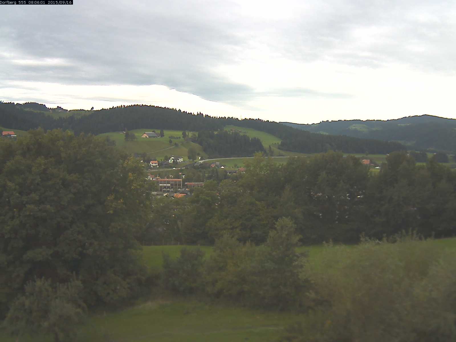 Webcam-Bild: Aussicht vom Dorfberg in Langnau 20150916-080601
