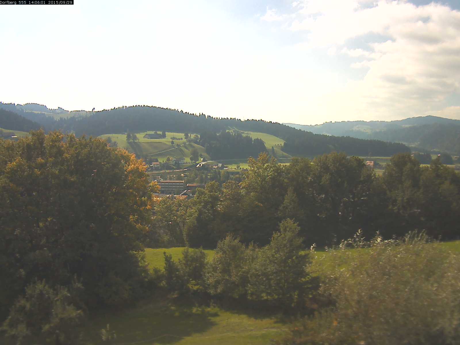 Webcam-Bild: Aussicht vom Dorfberg in Langnau 20150929-140601