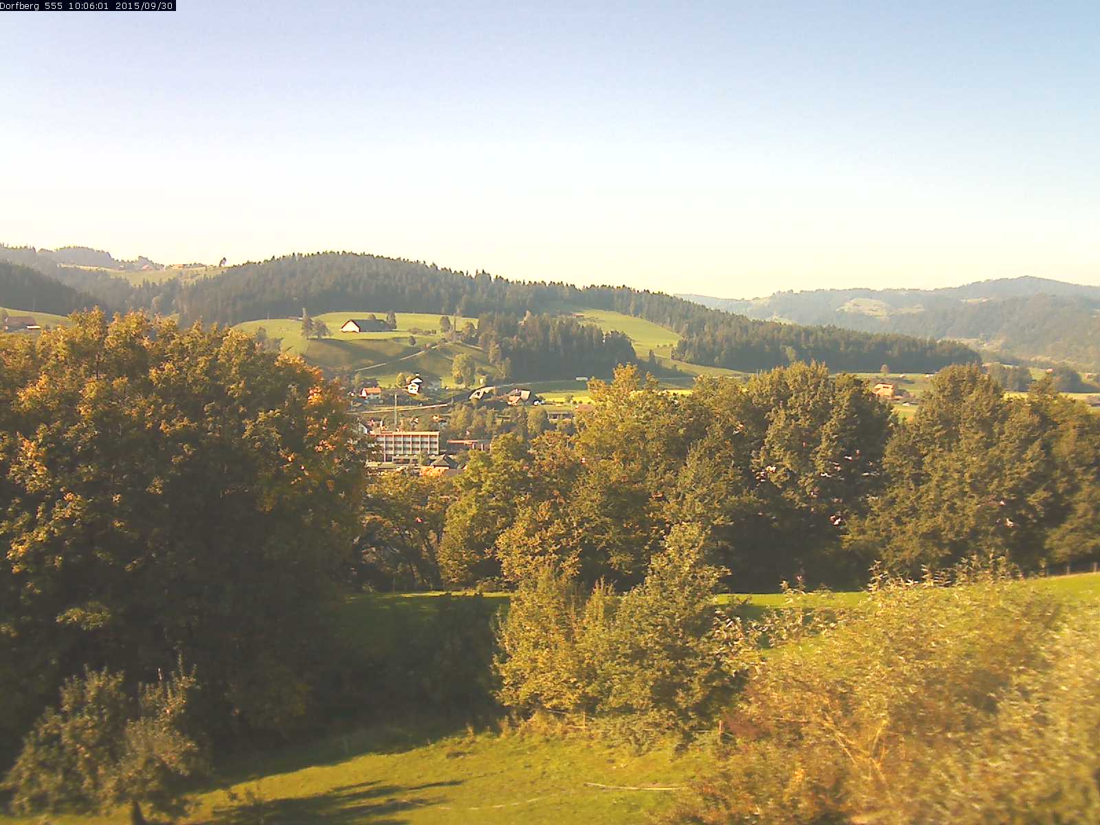 Webcam-Bild: Aussicht vom Dorfberg in Langnau 20150930-100601