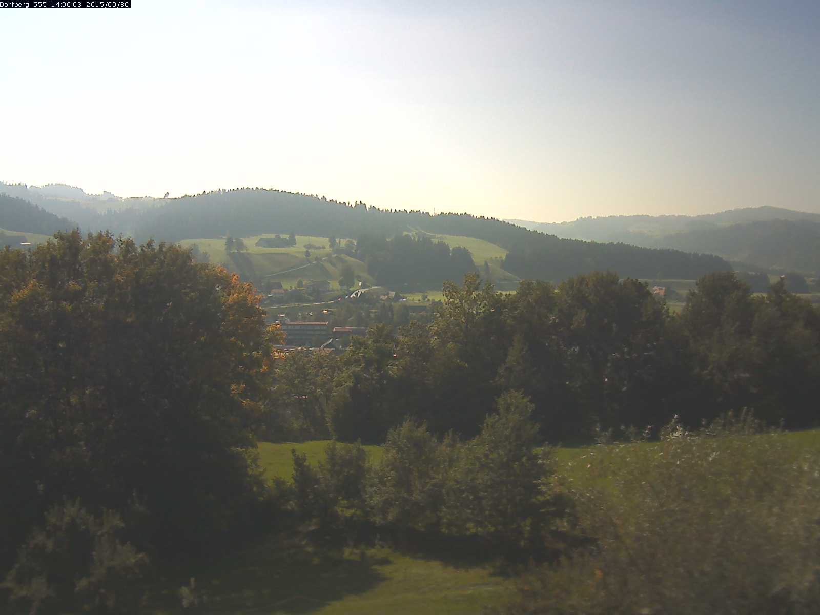 Webcam-Bild: Aussicht vom Dorfberg in Langnau 20150930-140601