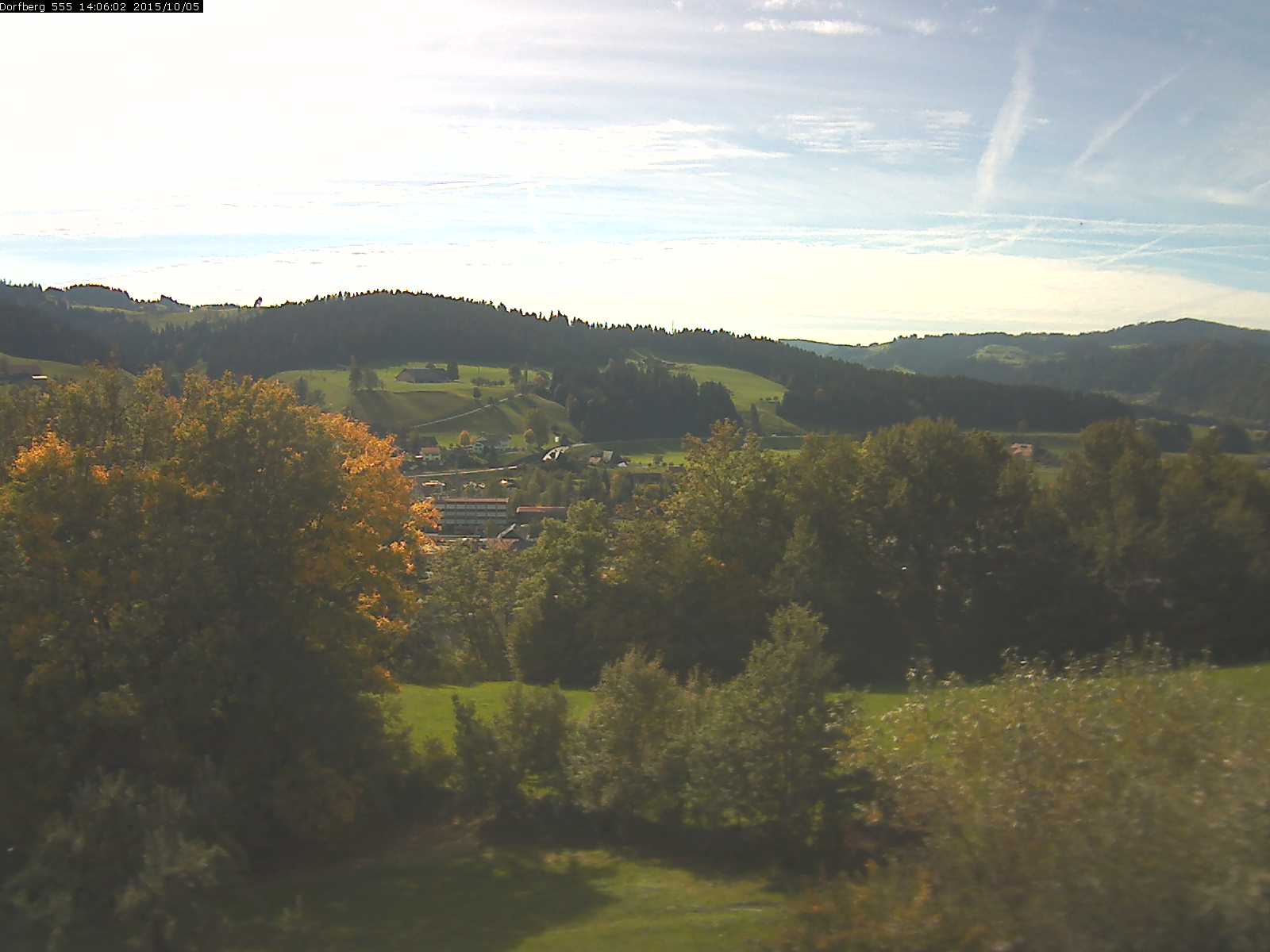 Webcam-Bild: Aussicht vom Dorfberg in Langnau 20151005-140601