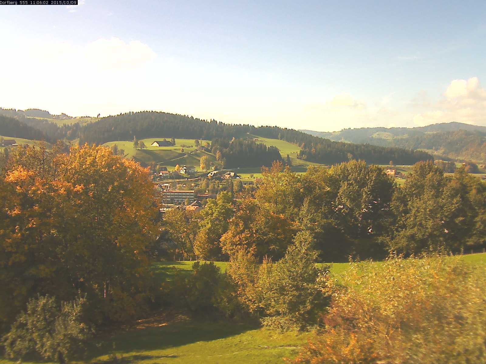 Webcam-Bild: Aussicht vom Dorfberg in Langnau 20151009-110601