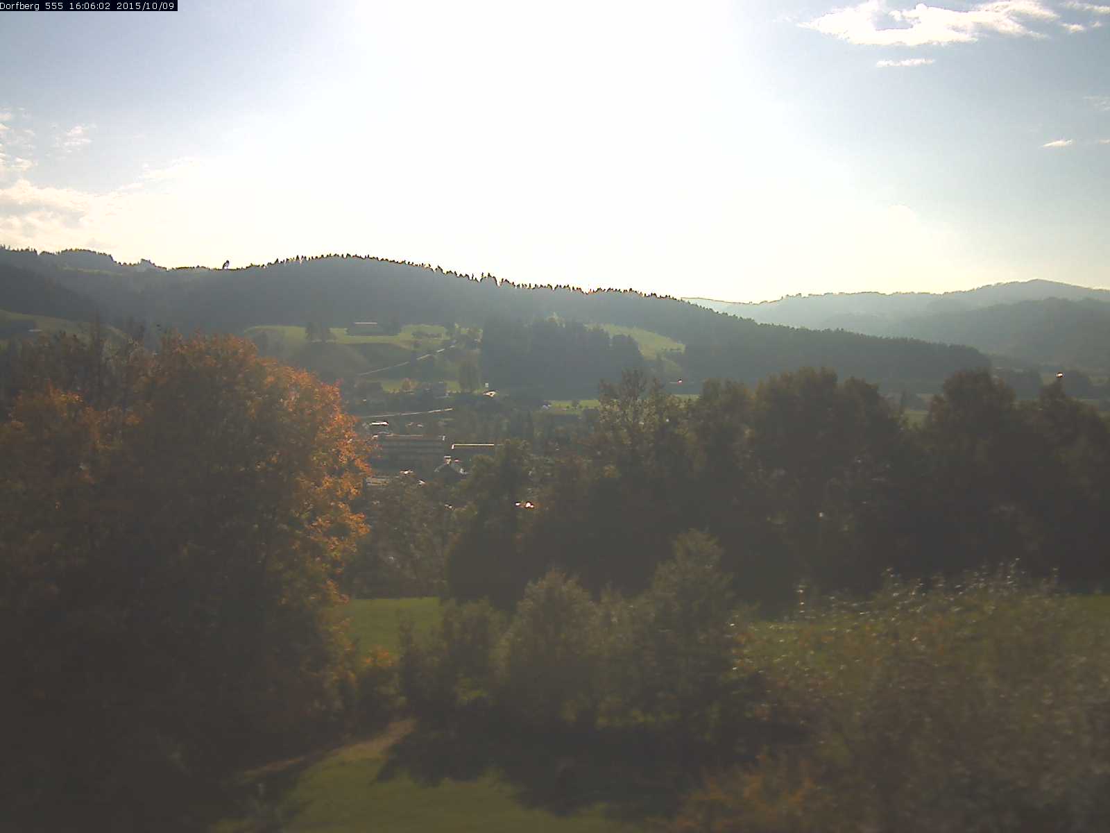 Webcam-Bild: Aussicht vom Dorfberg in Langnau 20151009-160601