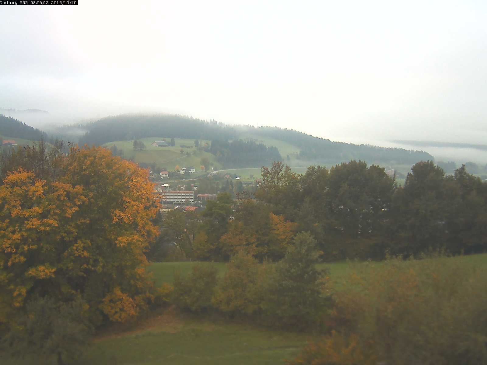 Webcam-Bild: Aussicht vom Dorfberg in Langnau 20151010-080601