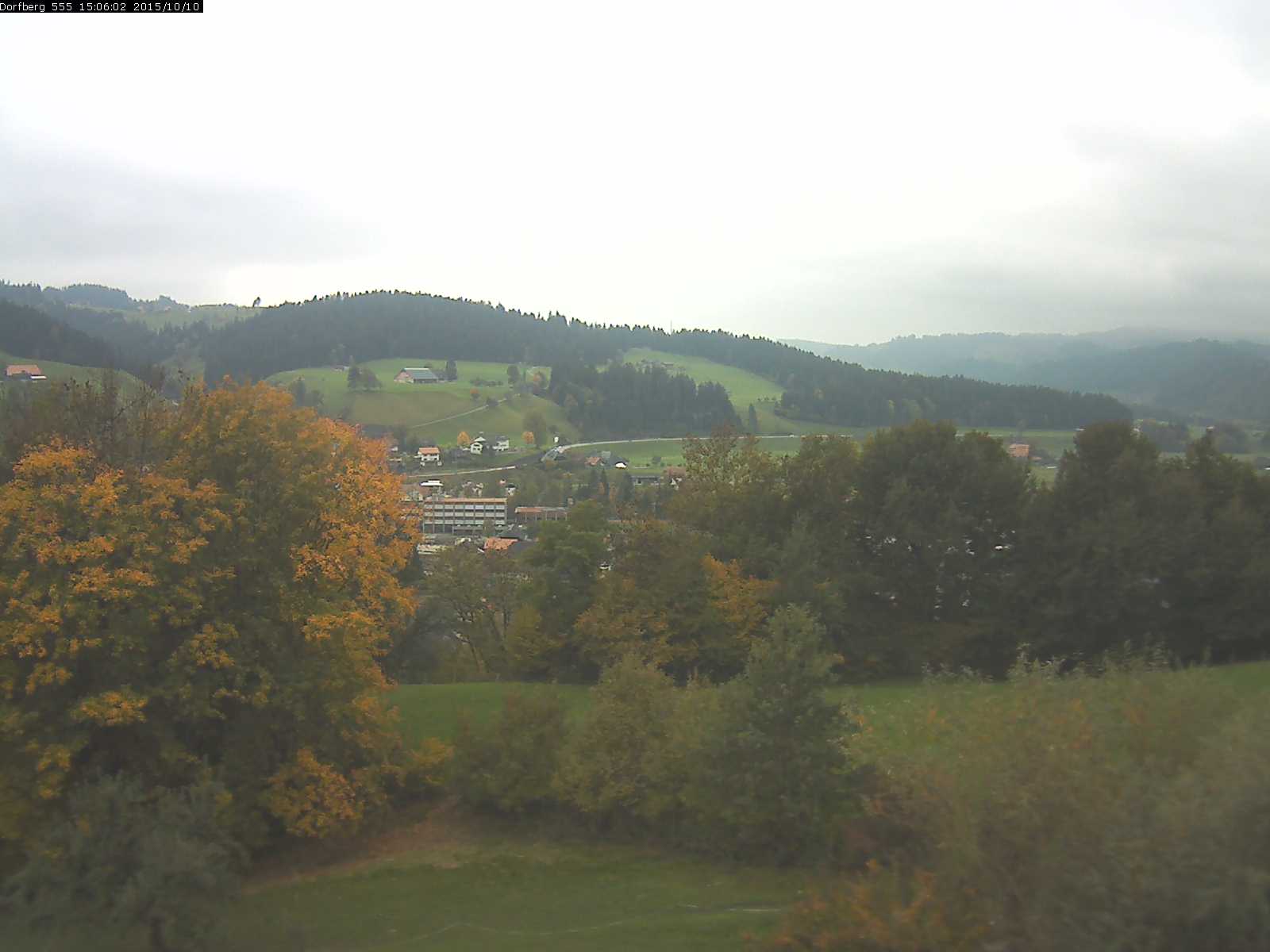Webcam-Bild: Aussicht vom Dorfberg in Langnau 20151010-150602