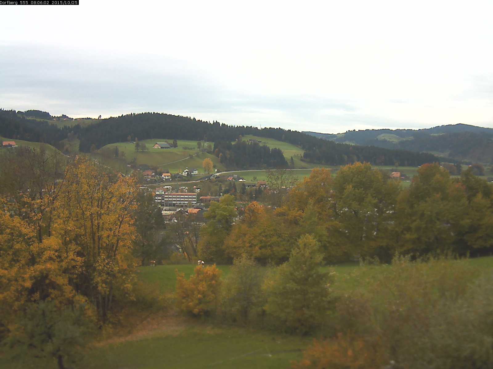 Webcam-Bild: Aussicht vom Dorfberg in Langnau 20151025-080601