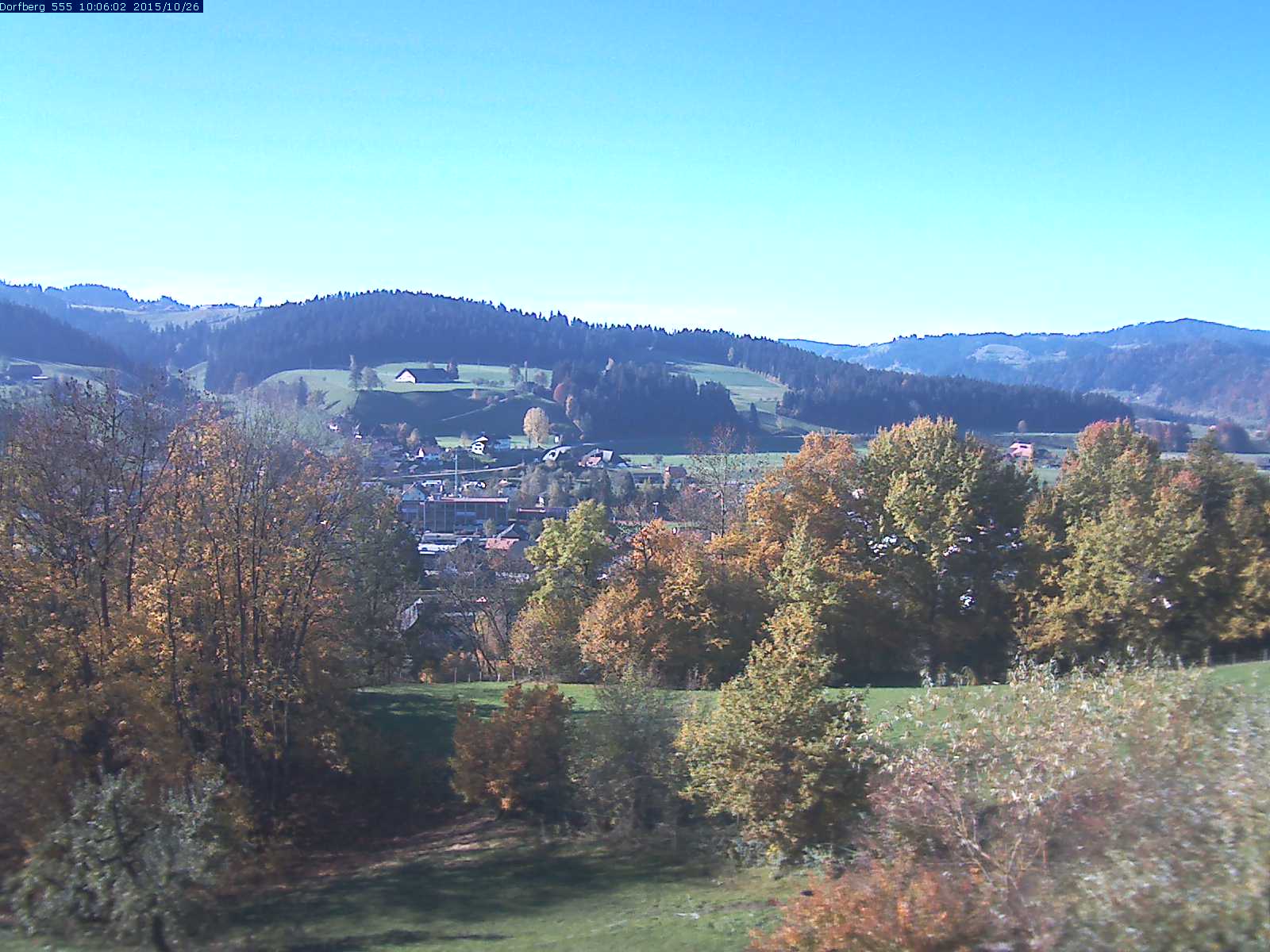 Webcam-Bild: Aussicht vom Dorfberg in Langnau 20151026-100601