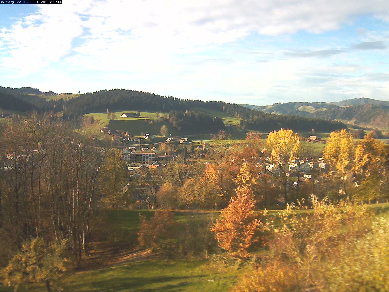 Webcam-Bild: Aussicht vom Dorfberg in Langnau 20151104-090601