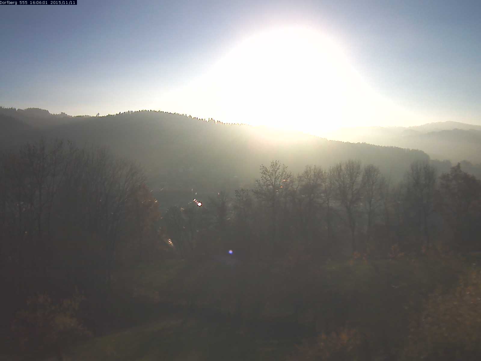 Webcam-Bild: Aussicht vom Dorfberg in Langnau 20151111-160601